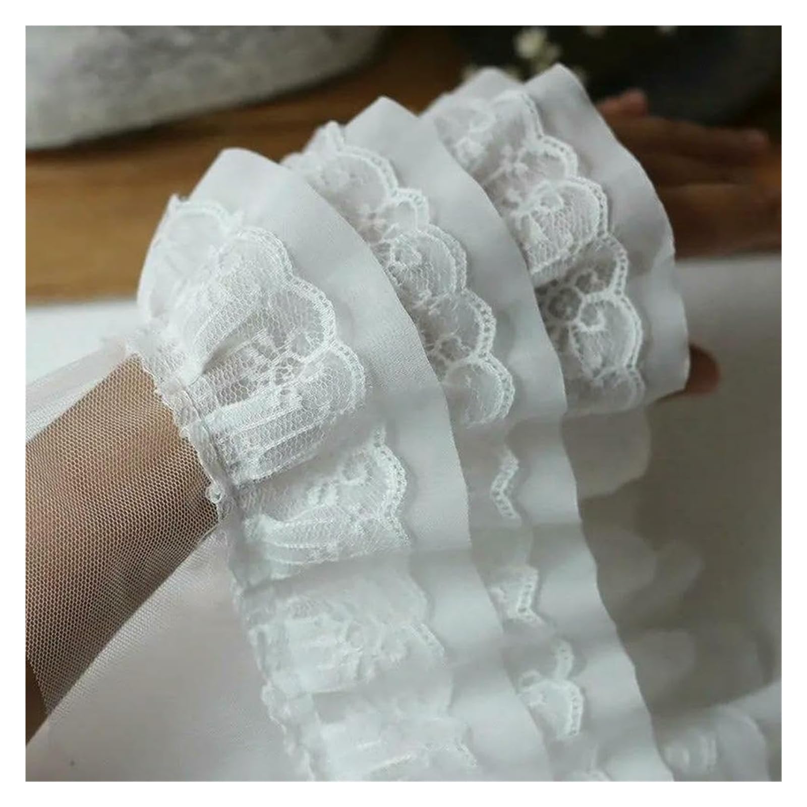 Spitzenborte zum Nähen, gerüschter plissierter Spitzenborte, 9,1 m, dreilagiger Chiffon-Rüschenborte, DIY-Dekoration (gebrochenes Weiß, 4,8 m)