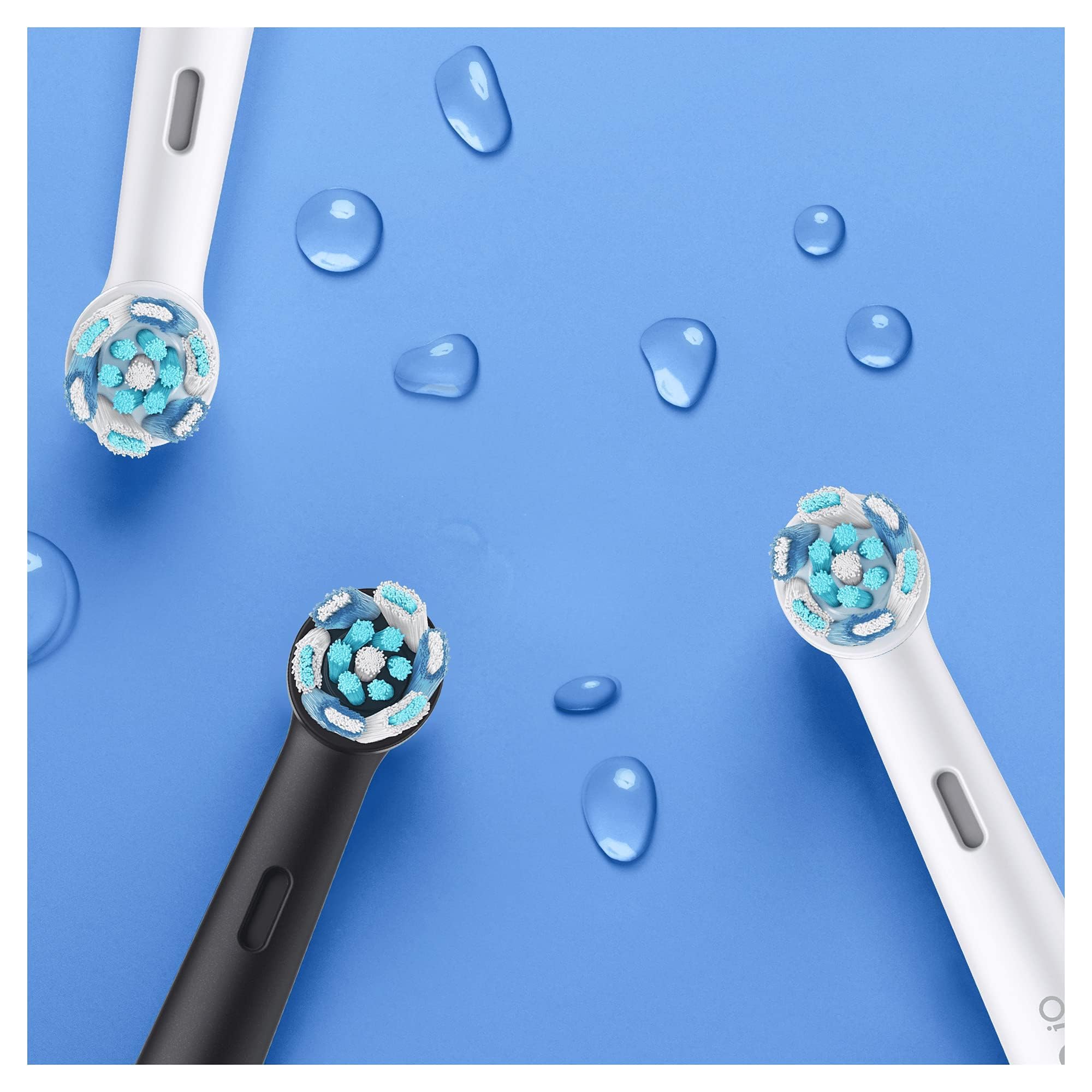 Oral-B iO Series 8s Brosse à Dents Électrique Rechargeable avec 1 Manche Intelligence Artificielle, Noir, 1 Brossette et 1 Pochette Magnétique, 5 Modes Dont Blancheur et Soin des Gencives