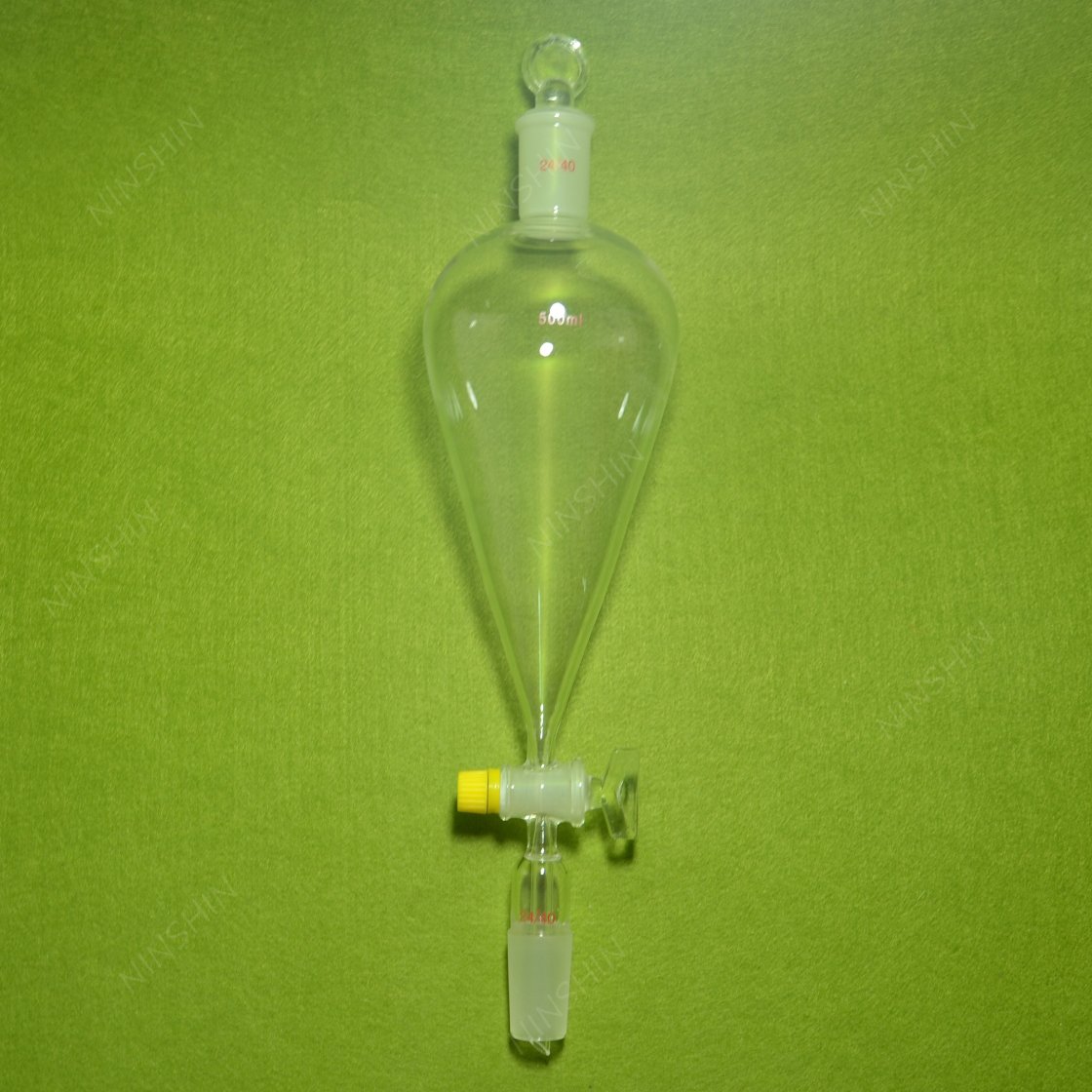 NANSHIN Glassware,Pyriform Separatory Funnel,24/40,500ML,Glass Stopcock with Screw,Pear Shape