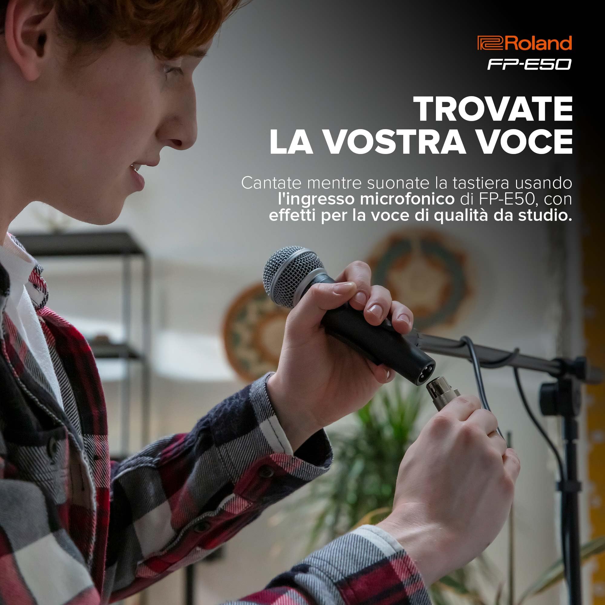 Roland Pianoforte digitale FP-E50 | Generatori sonori SuperNATURAL Piano e ZEN-Core | Tastiera con meccanica a martelletti a 88 tasti | Accompagnamento automatico professionale