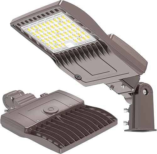 BBESTLED Luz LED de estacionamiento de 480 V con fotocélula de 320 W - UL DLC listado 44800 lm IP65 5000 K montaje deslizante comercial al aire
