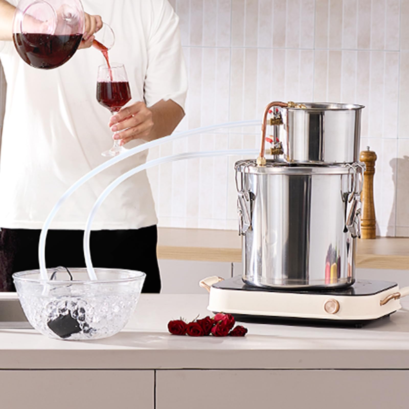 VEVOR Distillatore di Alcool 11,4 L Distillatore di Alcool Acqua in Acciaio Inossidabile con Bobina di Rame, Kit di Fermentazione per Raffinazione Birra Fatta in Casa con Termometro e Pompa, Argento
