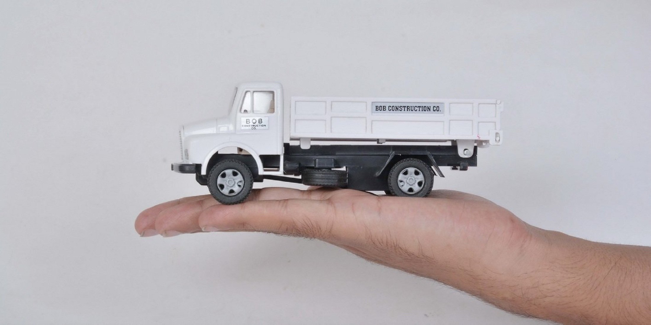 Centy Telco Truck Pull Back Cars for 3 Years+ (Colours May Vary) - Image 5 thumbnail