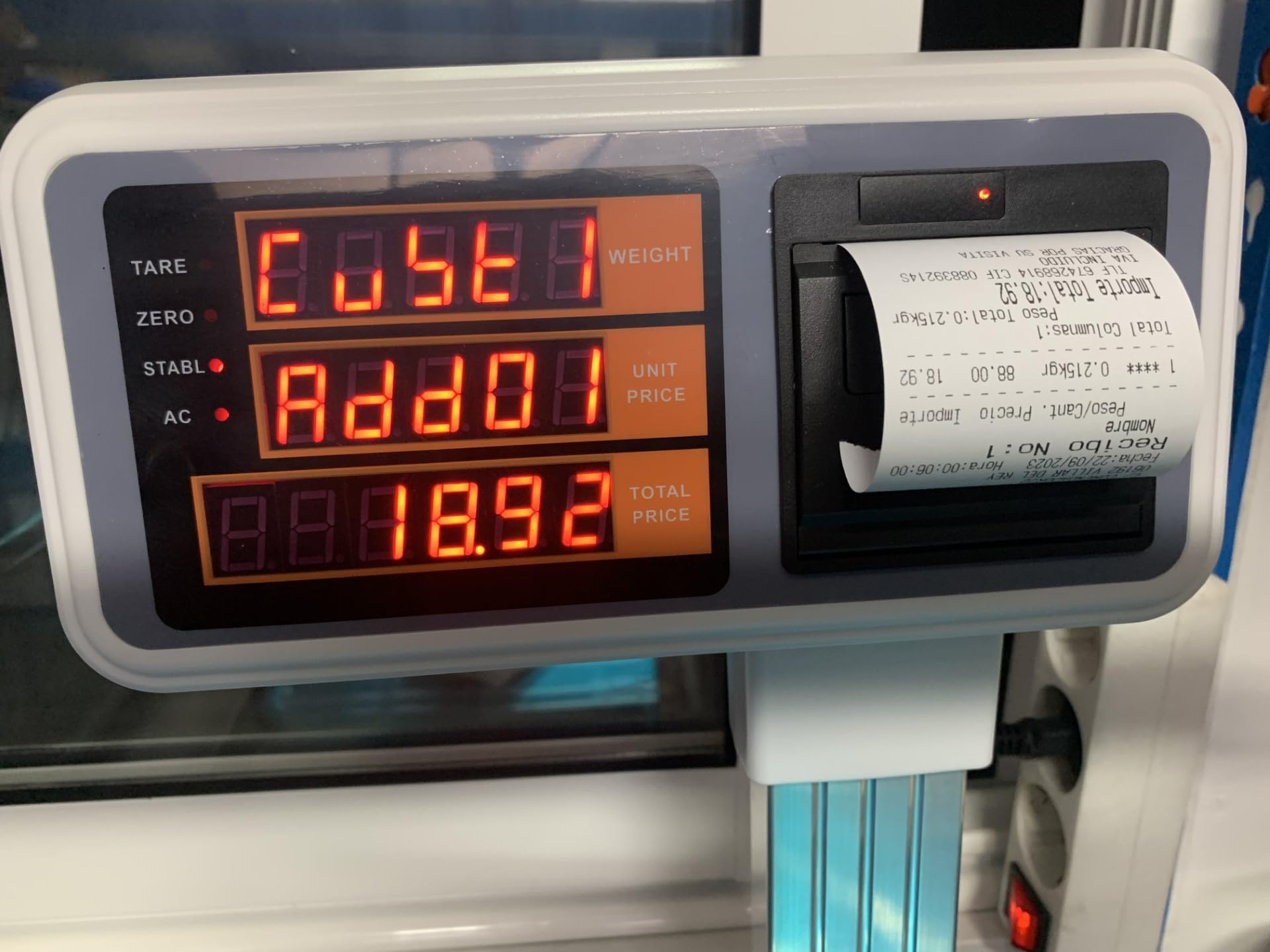 BASCULA PESO DIGITAL CON TORRE 4 VENDEDORES