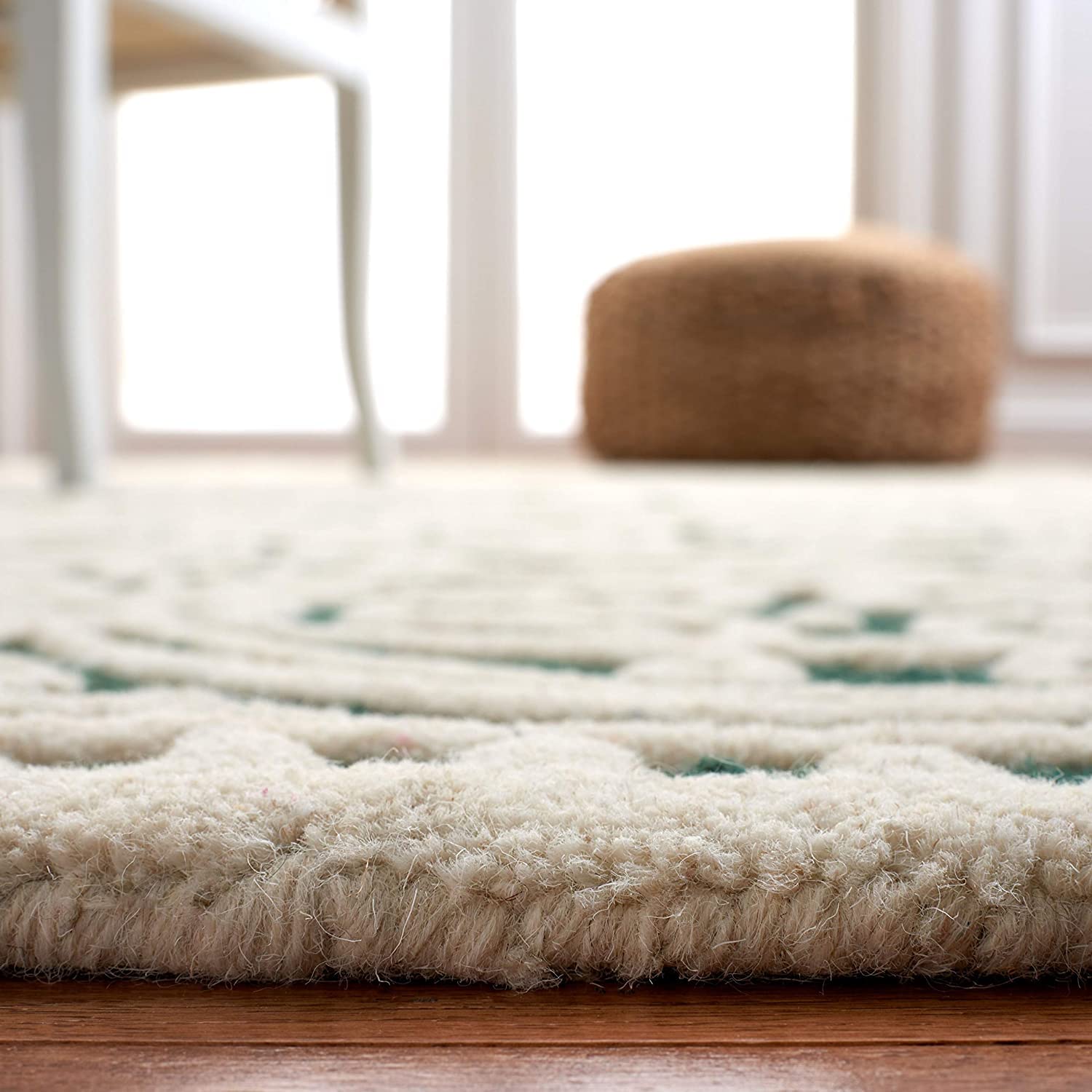 Rugs Valley Craft Carpet HandTufted Wool Carpet Runner for Bedroom Living Area Home with Anti Slip Backing 1 Inch Thickness (4x4 Feet Size Dark Green/Ivory)