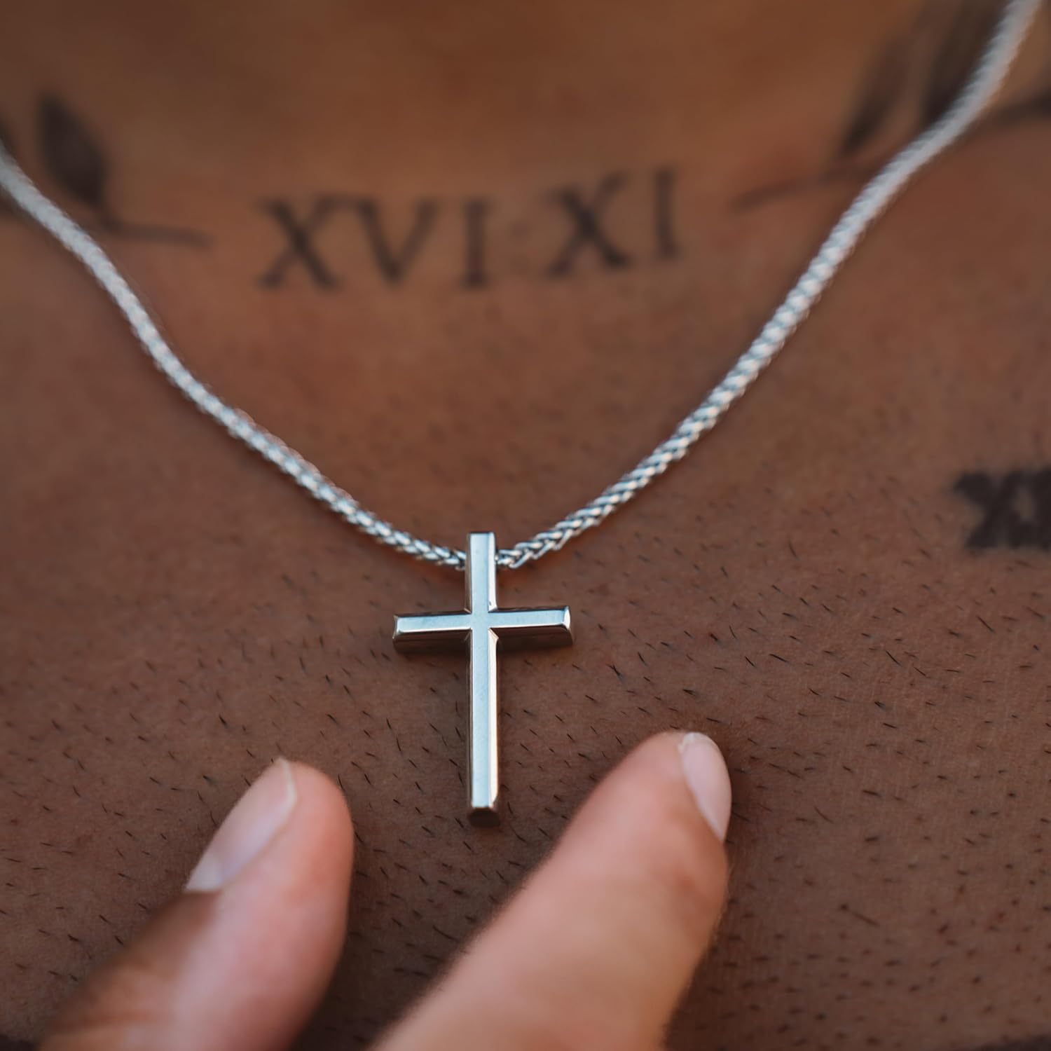 SERASAR Premium Necklace Men [Destiny] | Stainless 316L Surgical Steel | Waterproof | Solid Chain | Secure Clasp | Three Colors | Jewelry Box Included - Image 4