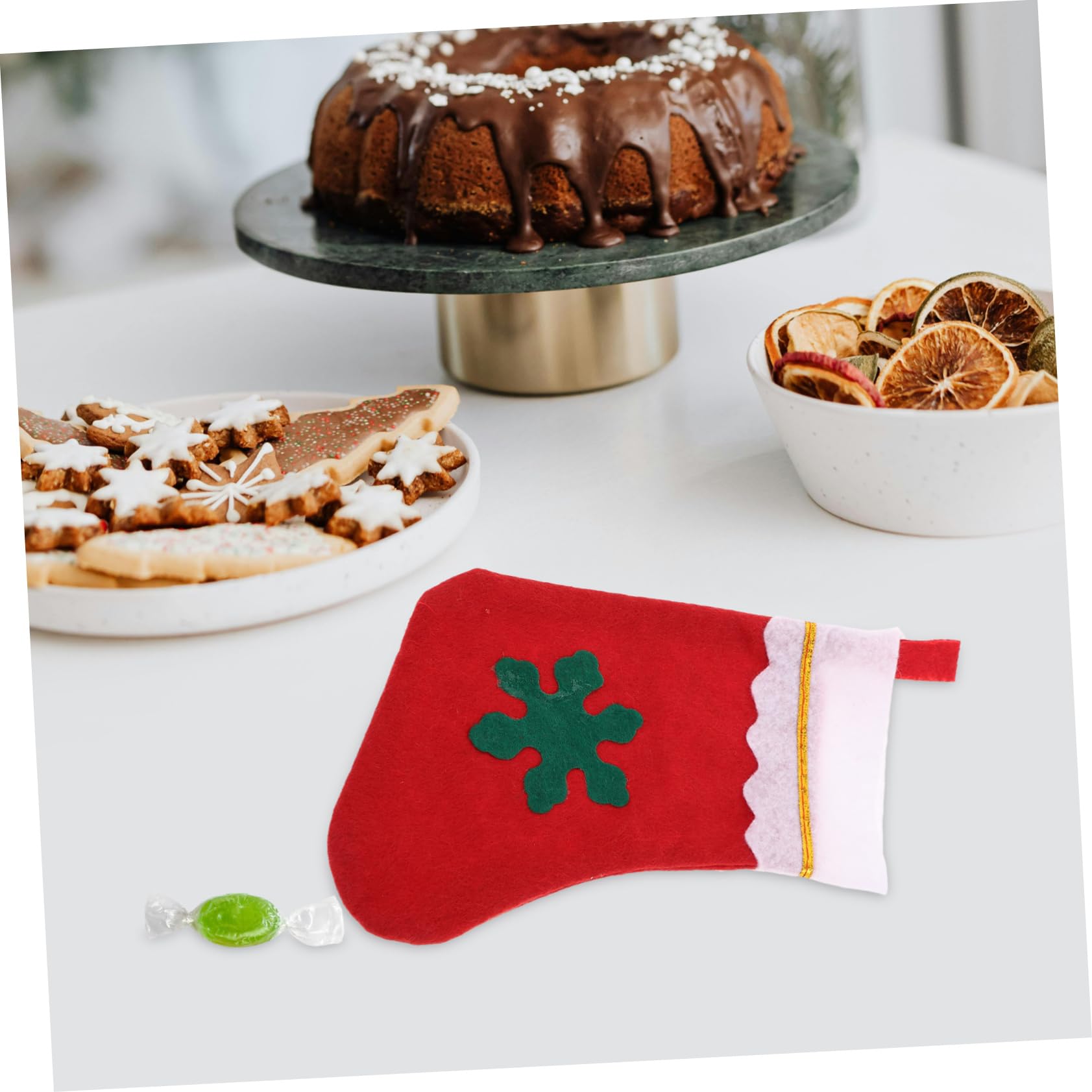 Ciieeo 3 Sätze Weihnachtsstrumpf Goodie Bag Abgestuft Plüsch Weihnachtsstrümpfe Strümpfe Weihnachten Büro Dekoration Office Decoration Weihnachtsanhänger Socken- Stoff Stück * 3