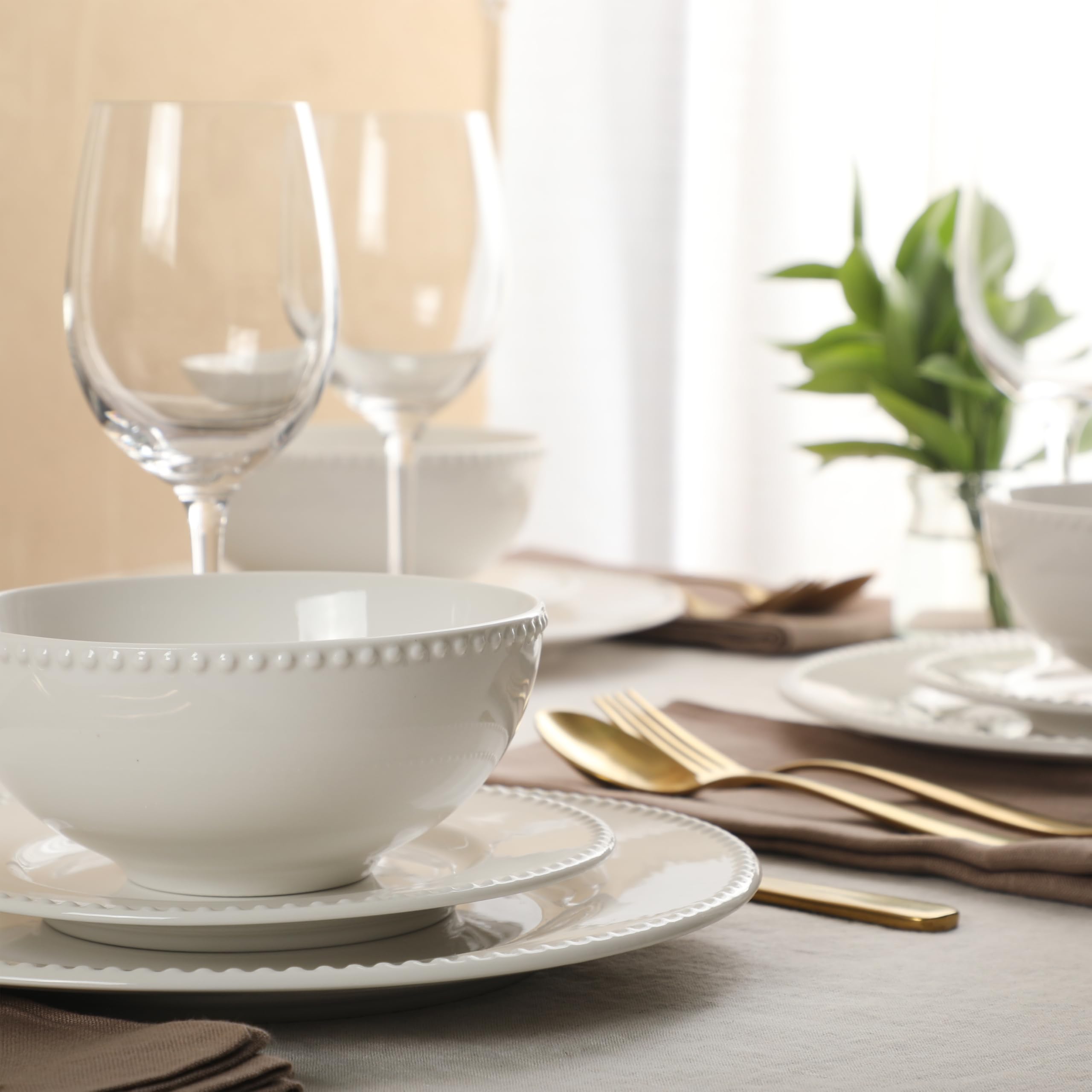 Gibson Home Caviara Teller und Schüsseln, 12-teiliges Geschirr-Set, weißer runder Perlenrand, Keramik-Schüssel-Set, Speiseteller, Salatteller & Müslischalen