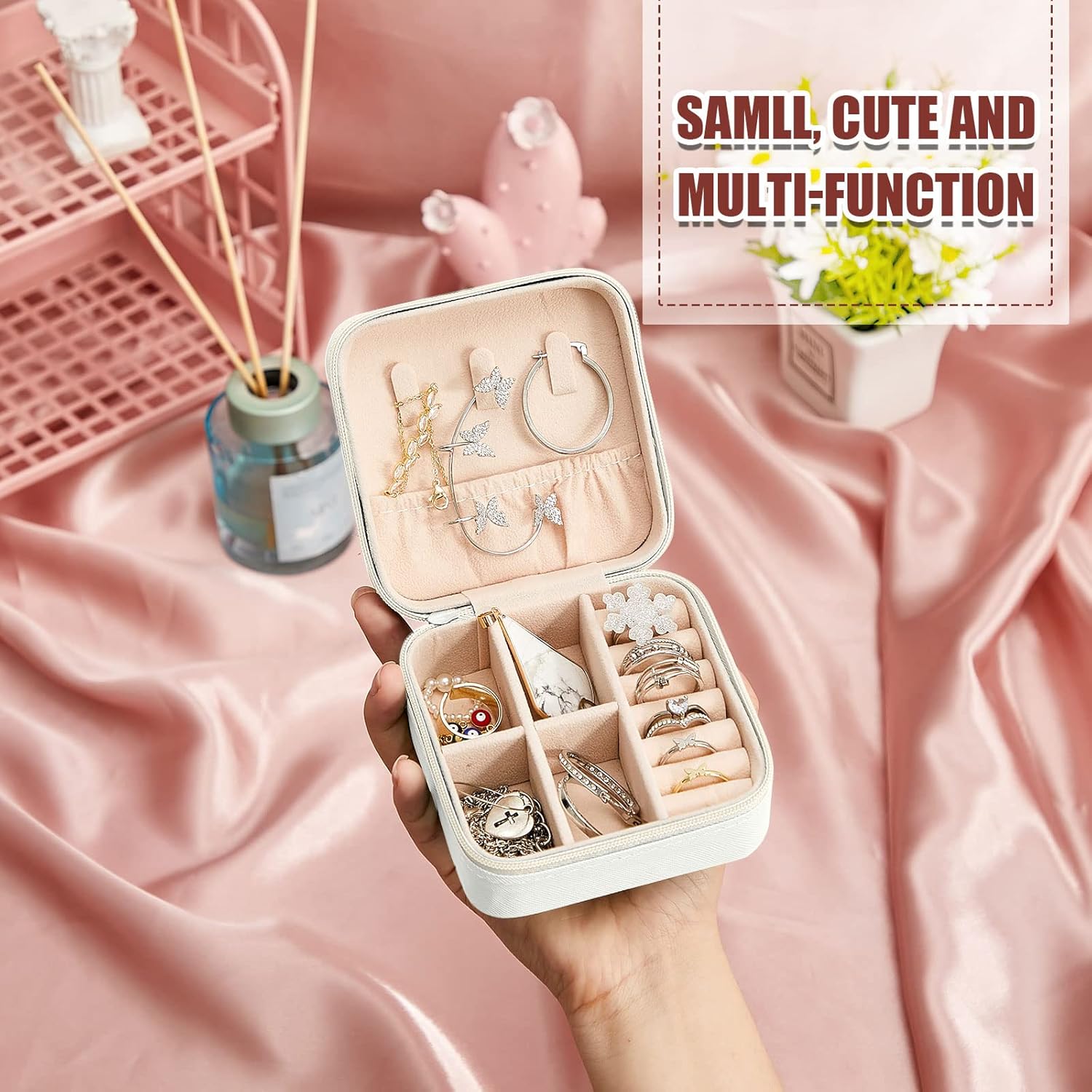 Taiyin Travel Jewelry Case, Valentines Day Gifts for Her- Small Jewelry Organizer Box Bridesmaid Gifts for Women Girls