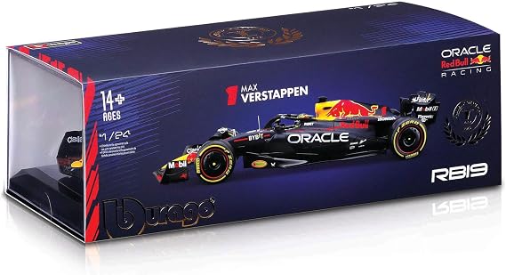 Bburago 1:24 Scale 2023 Formula Racing Oracle RB19 (2023) Diecast Vehicle with Helmet, Verstappen #1