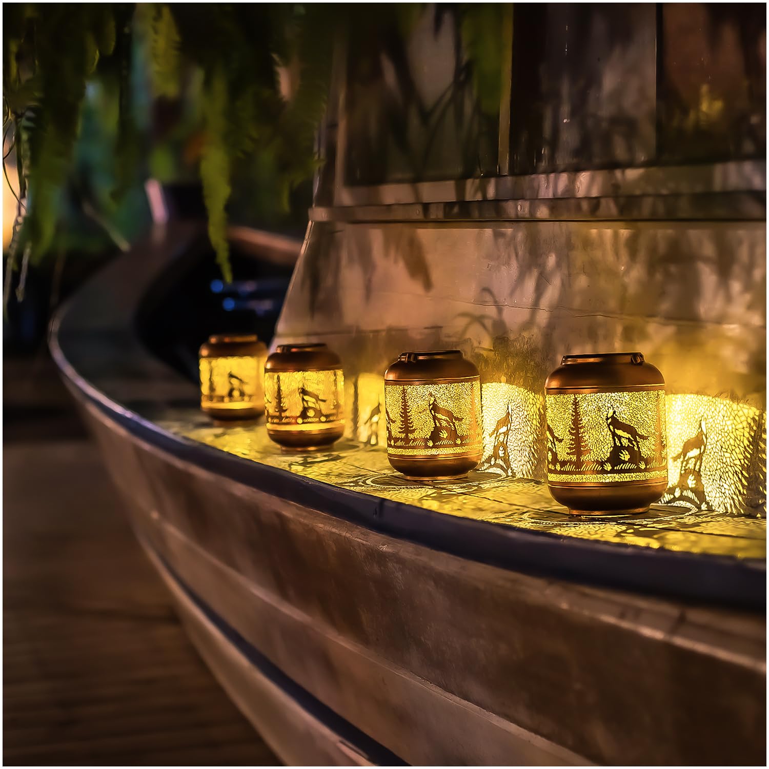 Lanterne solari a forma di lupo per esterni, impermeabili, da appendere, regalo per donne/uomini/amanti dei lupi, in metallo, decorative, a LED, per decorazione da giardino, patio, prato, sentiero,