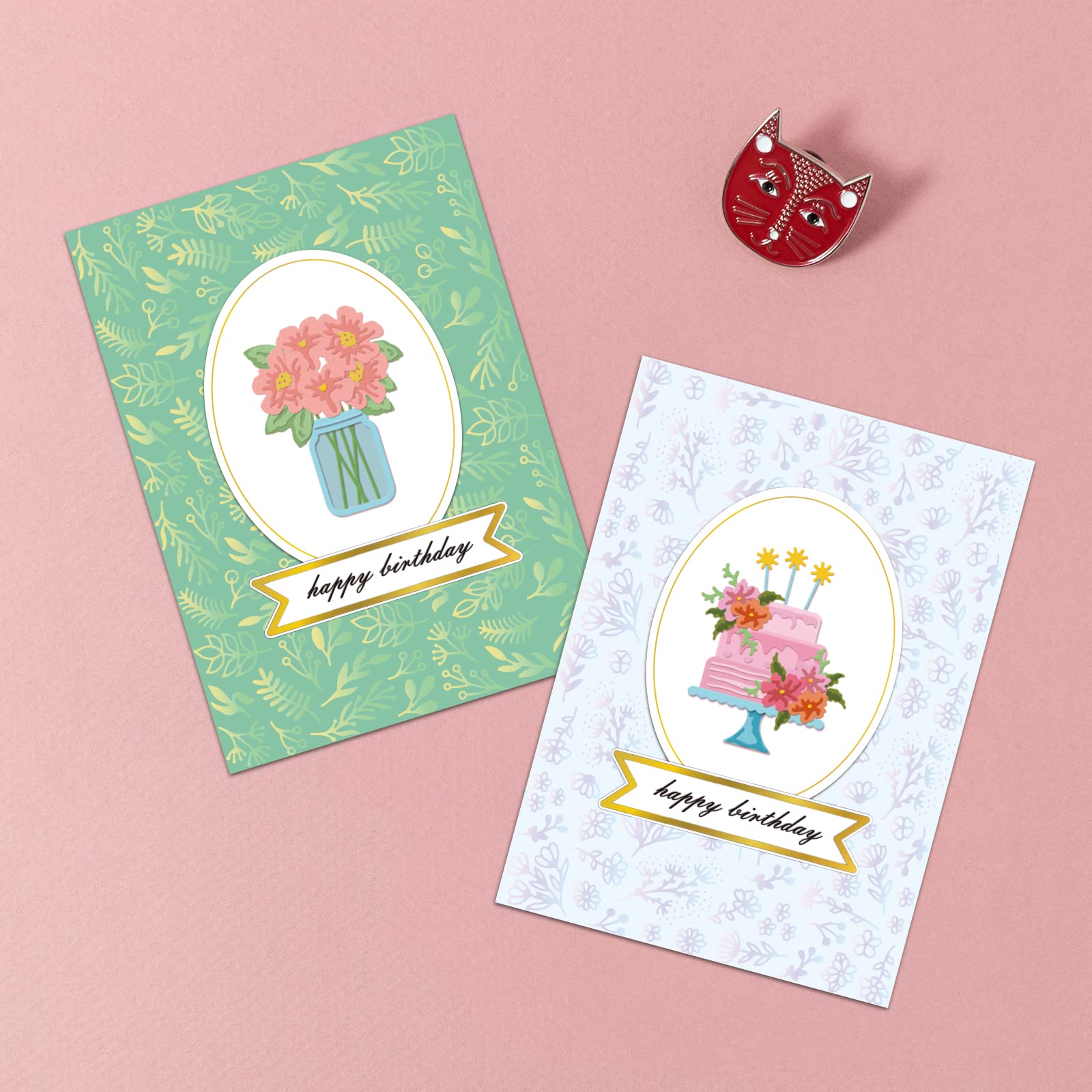 Sfondo Per Carte O Per Esigenze Di Decorazione Con Motivi A Macchie Di Mucca E Varianti Colorate 21047050