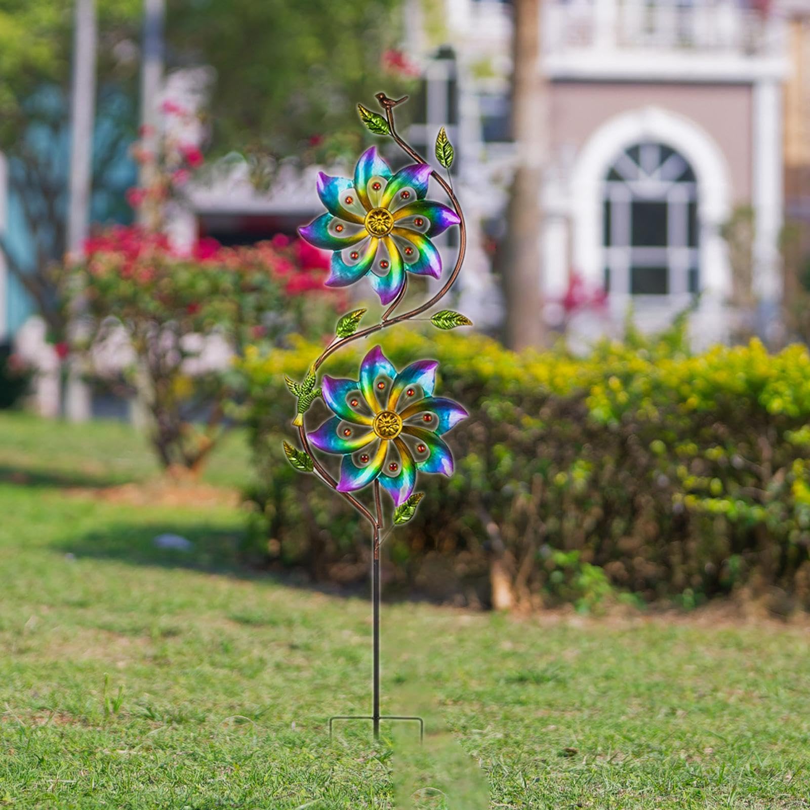 Molinillo de Viento Metálico para Exteriores, Versátil Y Multicolor.