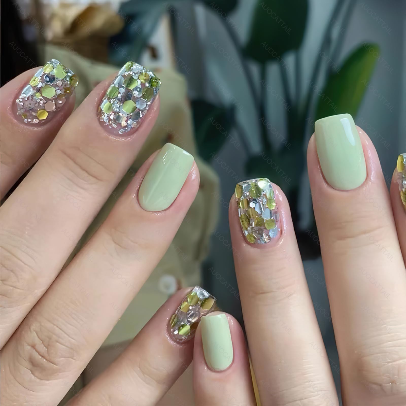 St. Patrick's Day Nail Art Glitters 6 Colors Holographic Green Glitter Iridescent Chunky Nail Flakes Hexagon Face Sequins for Spring DIY Nail Supplies Festival Craft Decoration