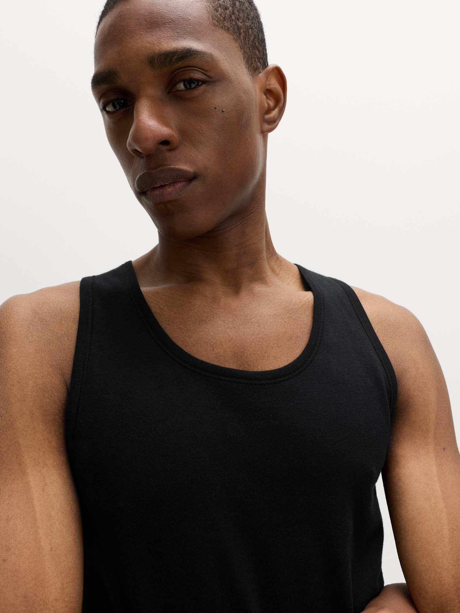 Marks & Spencer Camisetas de Tirantes de Algodón Puro para Hombre Pack de 3, Ajuste Normal, StayNew™