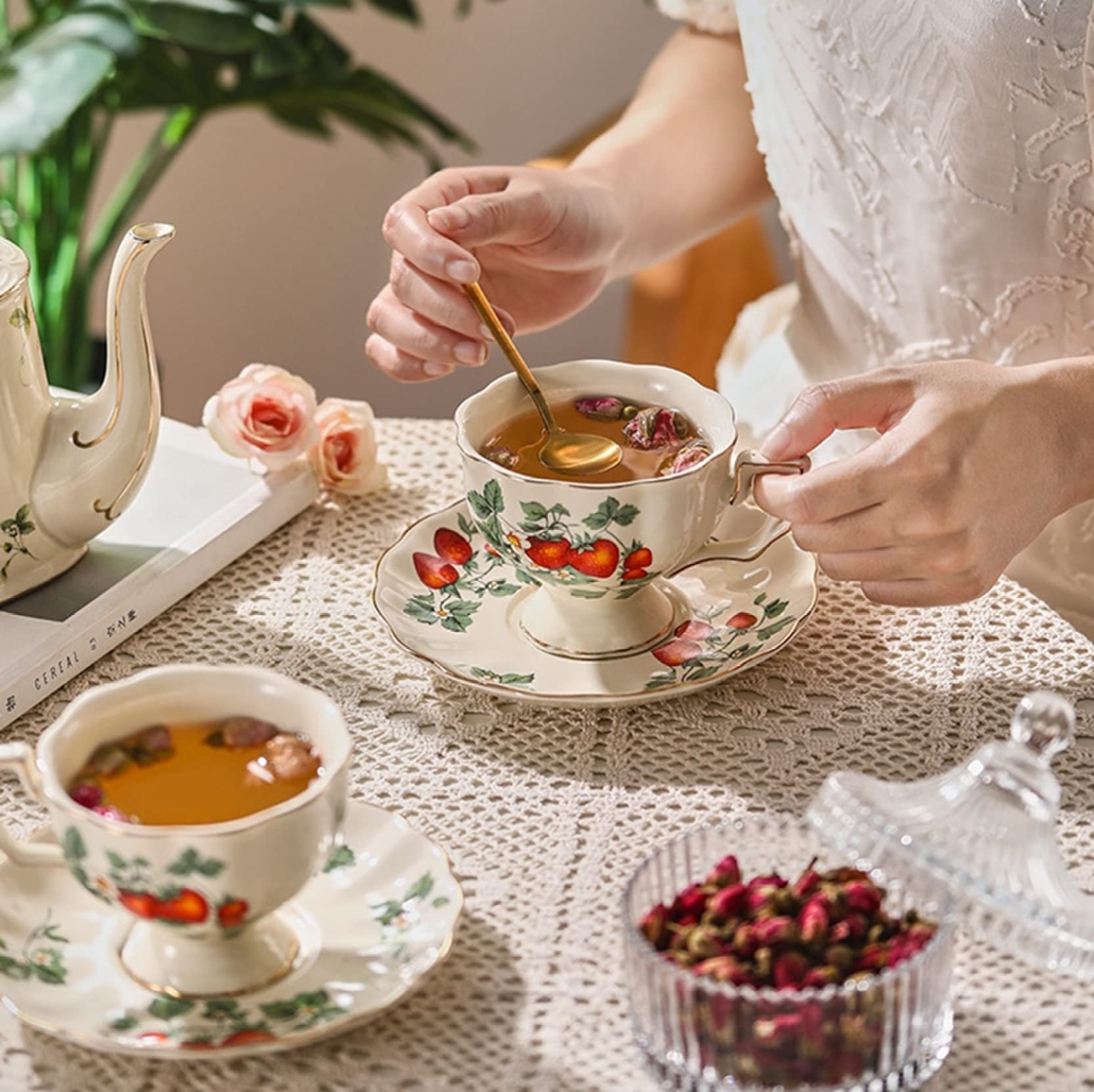 コーヒーカップセット 8個 6人用 中国風カンフーティーセット 家庭用  