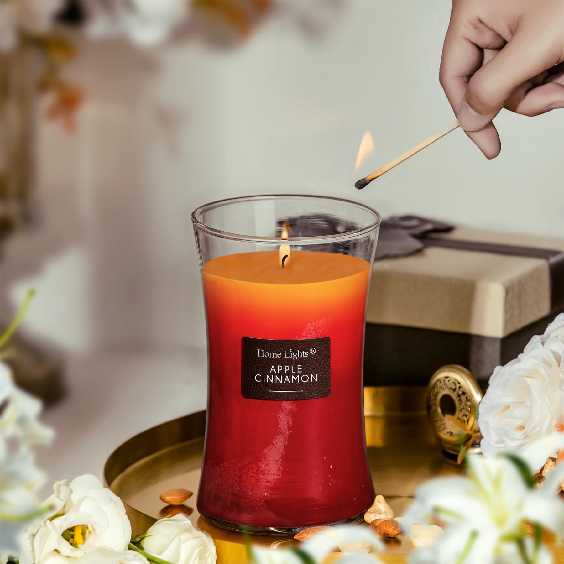 HomeLights - Velas aromáticas de 3 capas para el hogar, 21 onzas, velas perfumadas de cera de soja natural que arden hasta 100 horas, tarro grande, manzana y canela