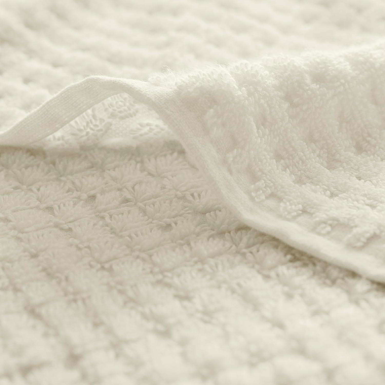 BOLL & BRANCH Turkish Waffle Washcloth Set - Cream - 100% Organic Turkish Cotton - Lightweight Soft Absorbent Luxury Spa Washcloths with Waffle Weave Texture - Quick Dry Set of 2