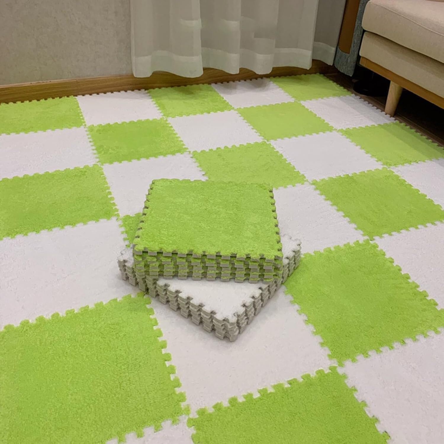 JvFbjLF Plush Foam Interlocking Floor Tiles Mats 1x1ft Foam Splicing Carpet Tiles With Edgings(Green+White,20pcs)