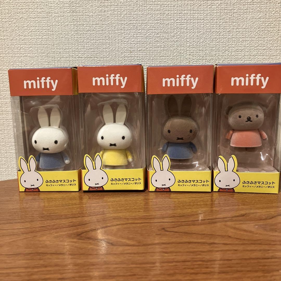 Amazon.co.jp: ミッフイーふさふさマスコット4点 : ホーム＆キッチン
