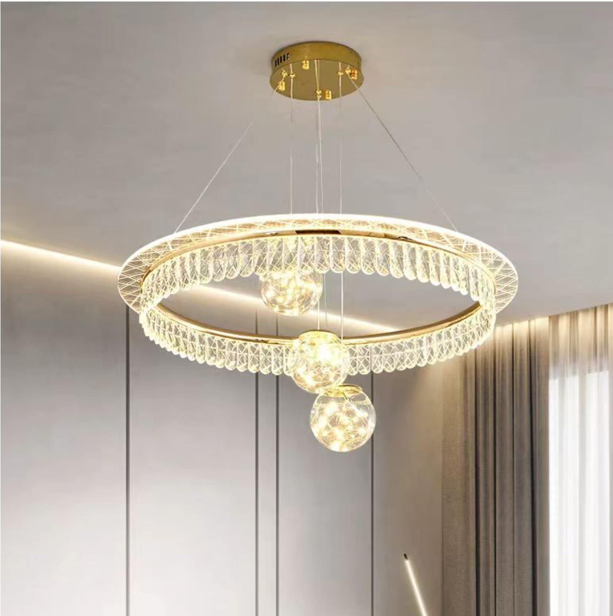 Grand lustre de salon variable pour illuminer vos dîners en salle à manger