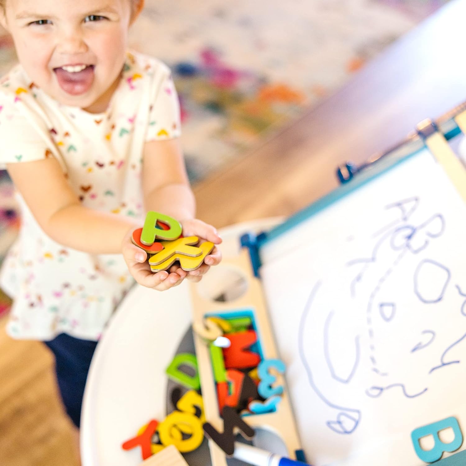 Melissa & Doug Double-Sided Magnetic Tabletop Art Easel - Dry-Erase Board and Chalkboard