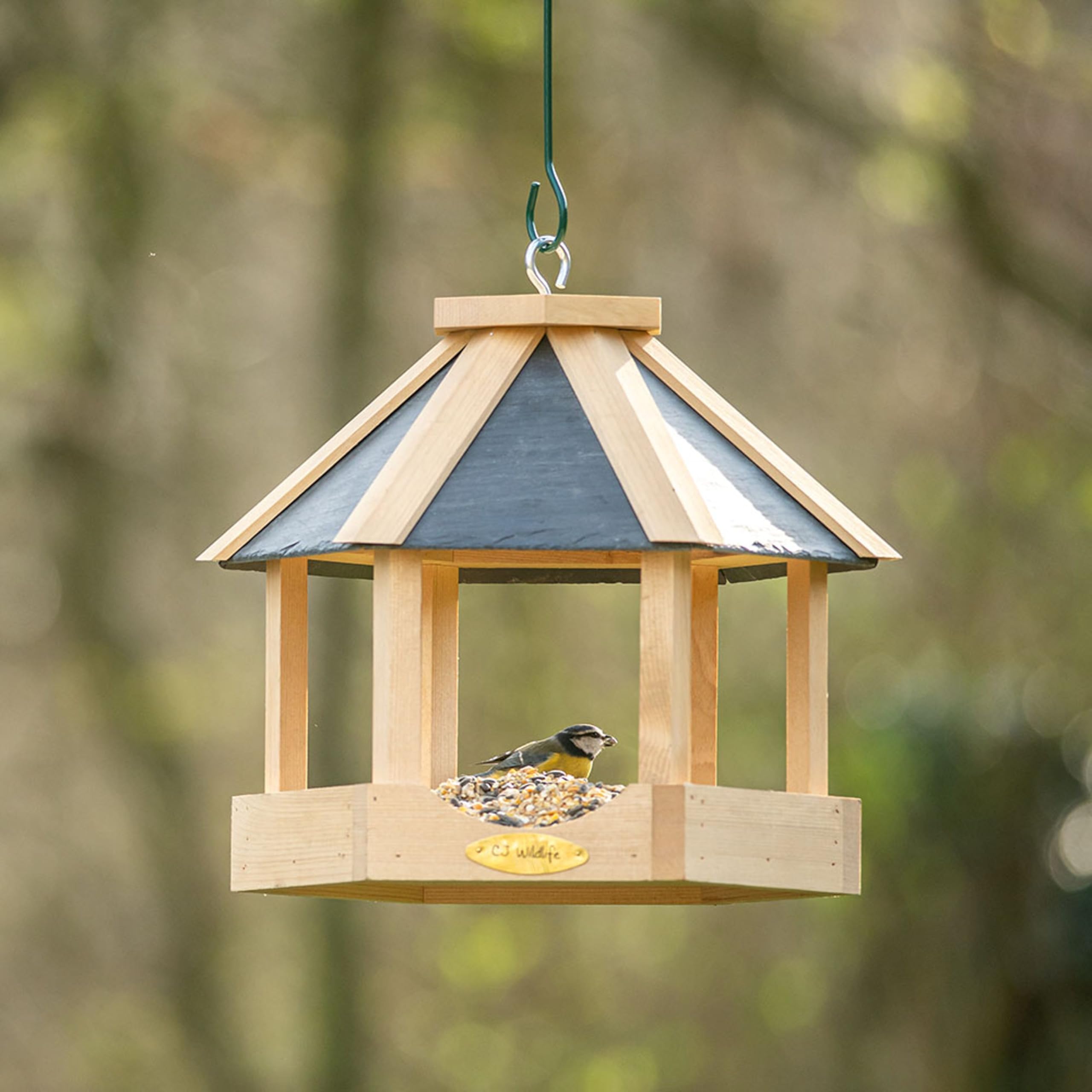 CJ Wildlife Vogelhaus zum Aufhängen – Vogelfutterhaus aus wetterfestem Schiefer und FSC zertifiziertem Holz – Futterhaus für Vögel – mobil und einfach montierbar