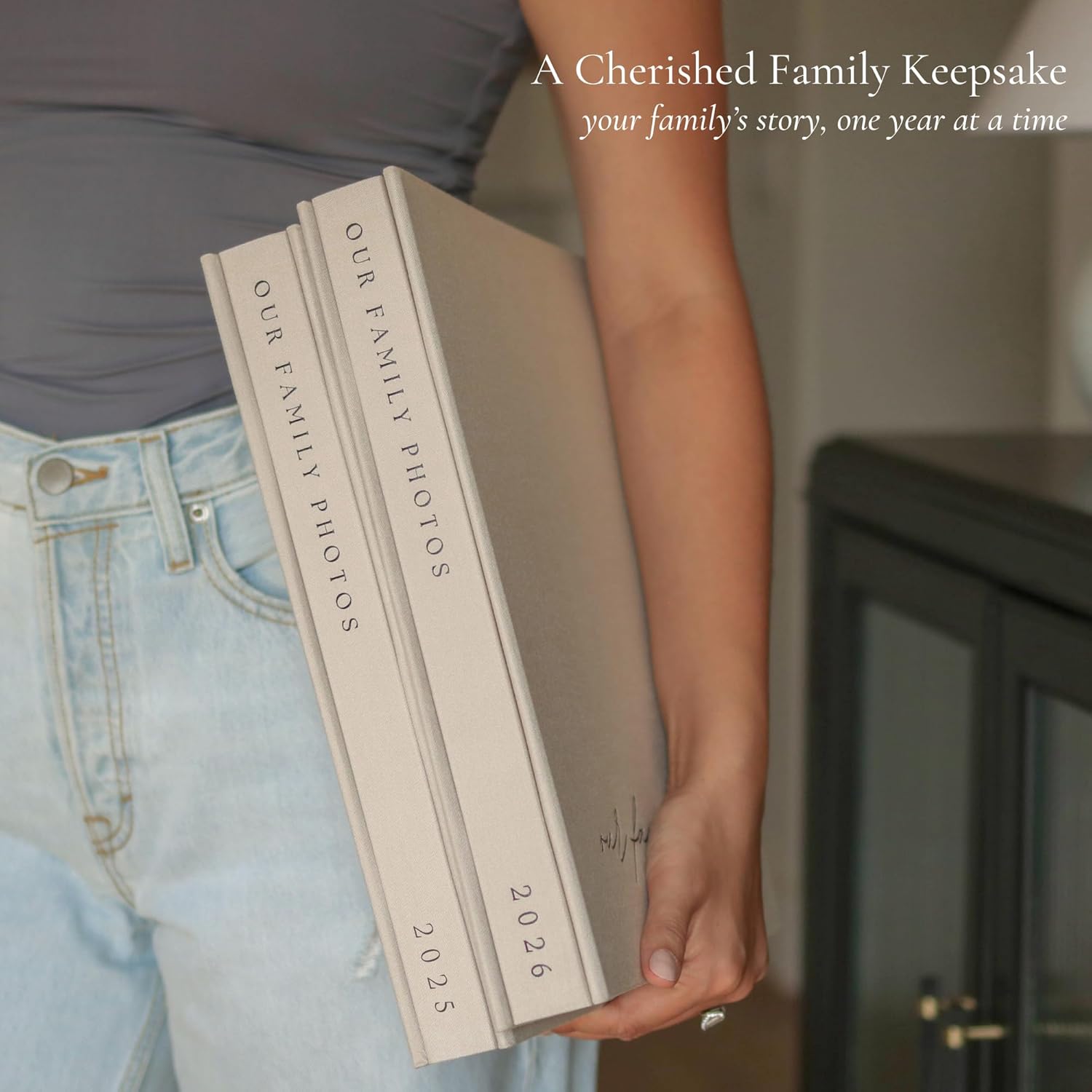 Family Photo Album 4x6 Pictures & Custom 2025 Year - Large Linen Picture Book 400 Horizontal & Vertical Pockets - Personalized Scrapbook Memory Book For Baby, Kids, Vacation, Couples, Anniversary