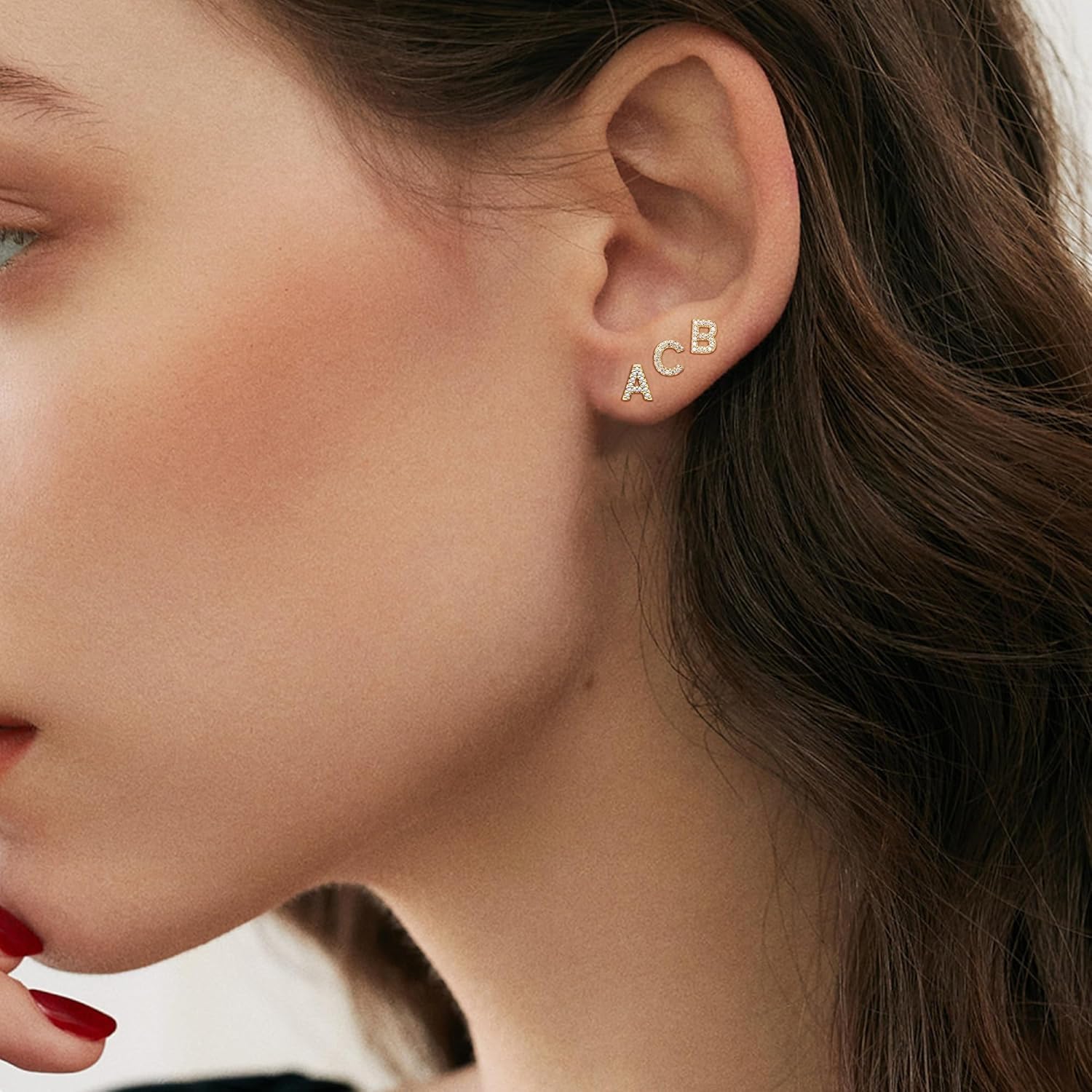 S925 Orecchini a bottone ipoallergenici con retro piatto da donna | Lettera in oro 14 carati/oro bianco con zirconi Dainty Tragus Gioielli per tutti i giorni, matrimoni e regali