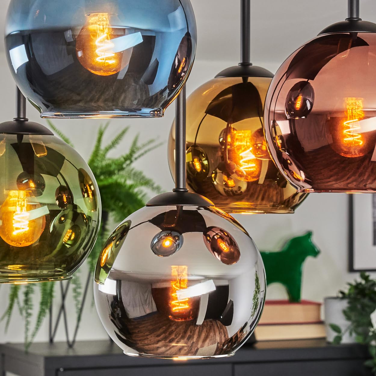 HOFSTEIN Deckenleuchte Koyoto, 5-flammige Deckenlampe aus Metall/Glas in Schwarz/Blau/Grün/Gold/Kupfer/Chrom/Rauch, Leuchte im Retro-Design (Schirme Ø 15 cm), E14, Esszimmer, Wohnzimmer, Schlafzimmer