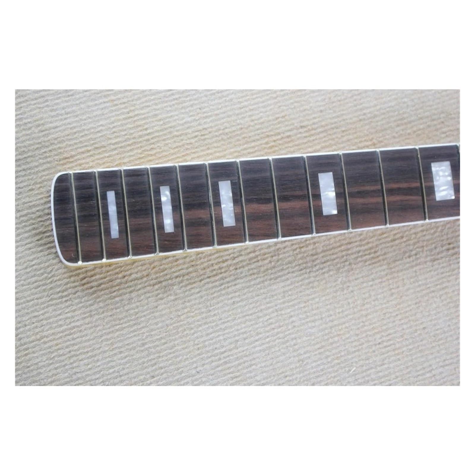 20 tasti in acero basso elettrico manico in palissandro fingeboard vernice gialla accessori for strumenti musicali Guitarra