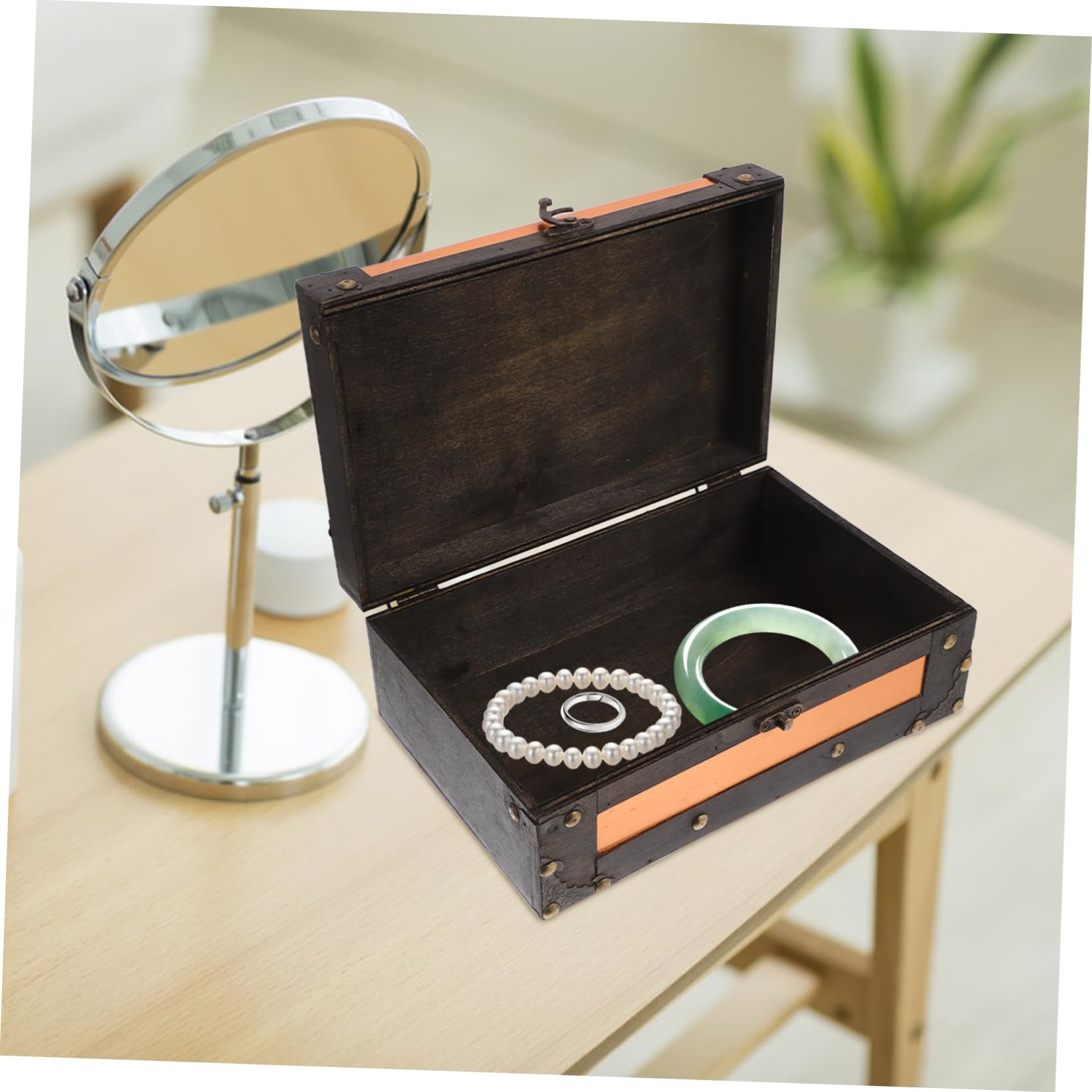 Dekorative Erinnerungsbox im Retro Stil für Karten