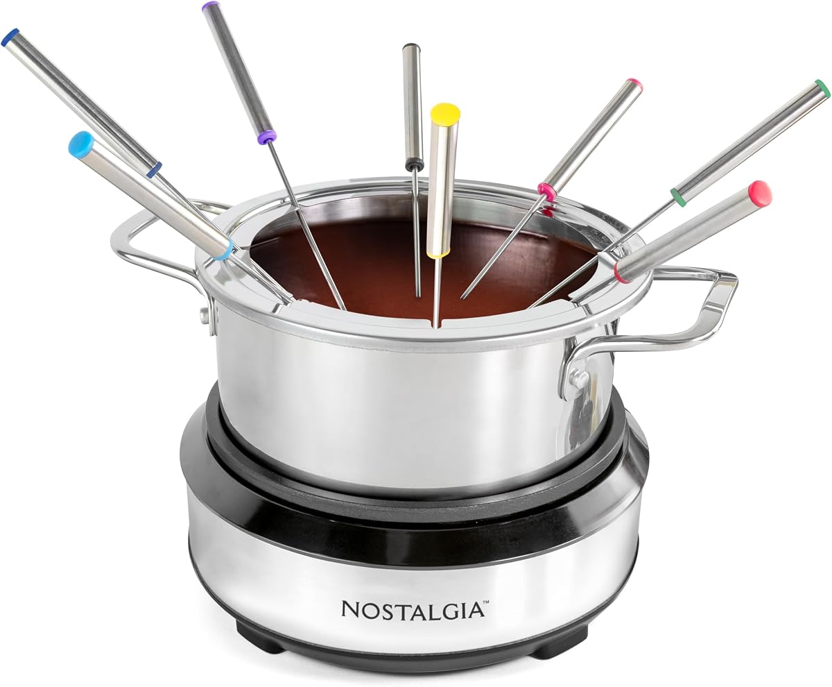 Nostalgia Juego de ollas eléctricas para fondue de 8 tazas para queso y chocolate - 8 tenedores codificados por colores, control de temperatura - Aparatos y electrodomésticos de cocina para entremeses y más - Acero inoxidable