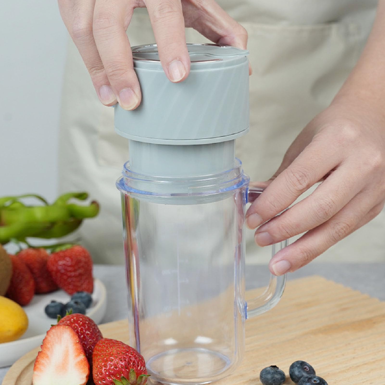 Fabater Portable Blender, Smoothie Maker Blender with 10 Blades, Rechargeable Size Blender Juicing Cup for Outdoor, Camping, Home Daily Use (Green)