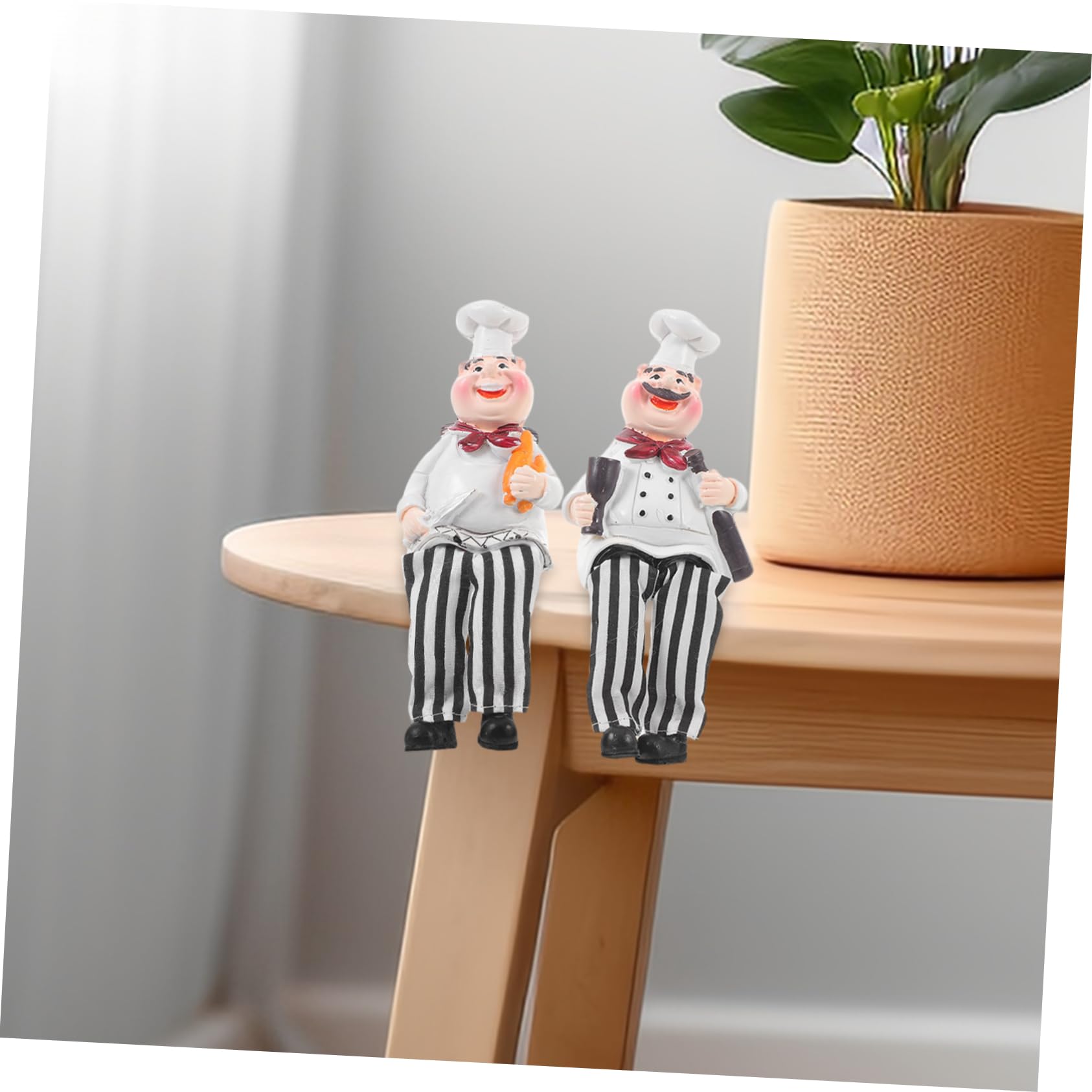 ORFOFE Resin Chef Ornament 2Pcs Cute Cartoon Chef Figurines Kitchen Shelf Decoration Lightweight Resin Crafts for Home Office Countertop - Image 3