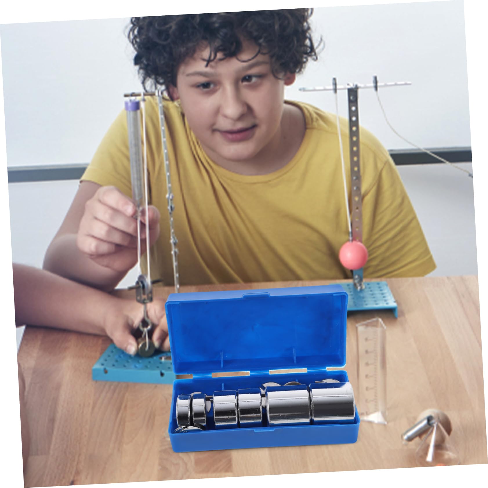 Ensemble de Masses à Fentes Métalliques 1 Set en Acier pour Laboratoire | 2 G à 100g, Crochet Inclus, Boîte de Rangement Fournie, Outil de Démonstration pour Force et Équilibre