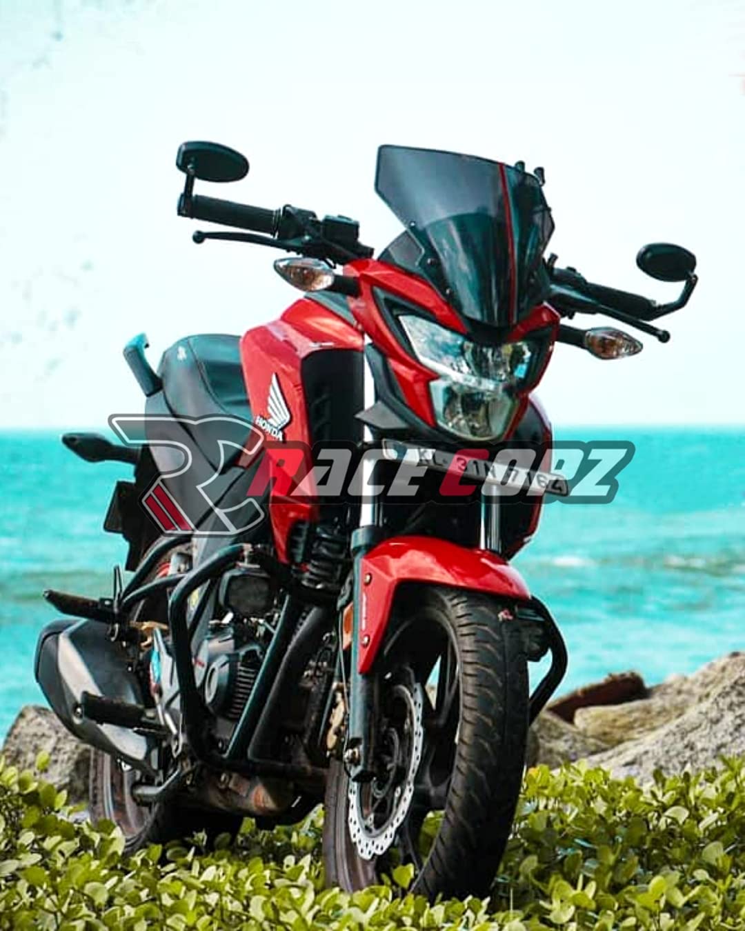 Universal Visor Windshield for Honda Hornet (Black)