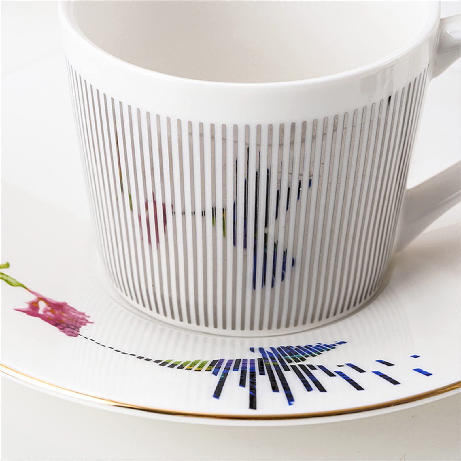 HDJNal Koffie Mokken Set, Spiegel Cup en Schotel Creatieve Luxe Art Mirage Omgekeerde Afbeelding Cup Gouden Inlay Porselein Theekopjes Schotel voor Cappuccino, melk, espresso, thee, koffie (Butterfly