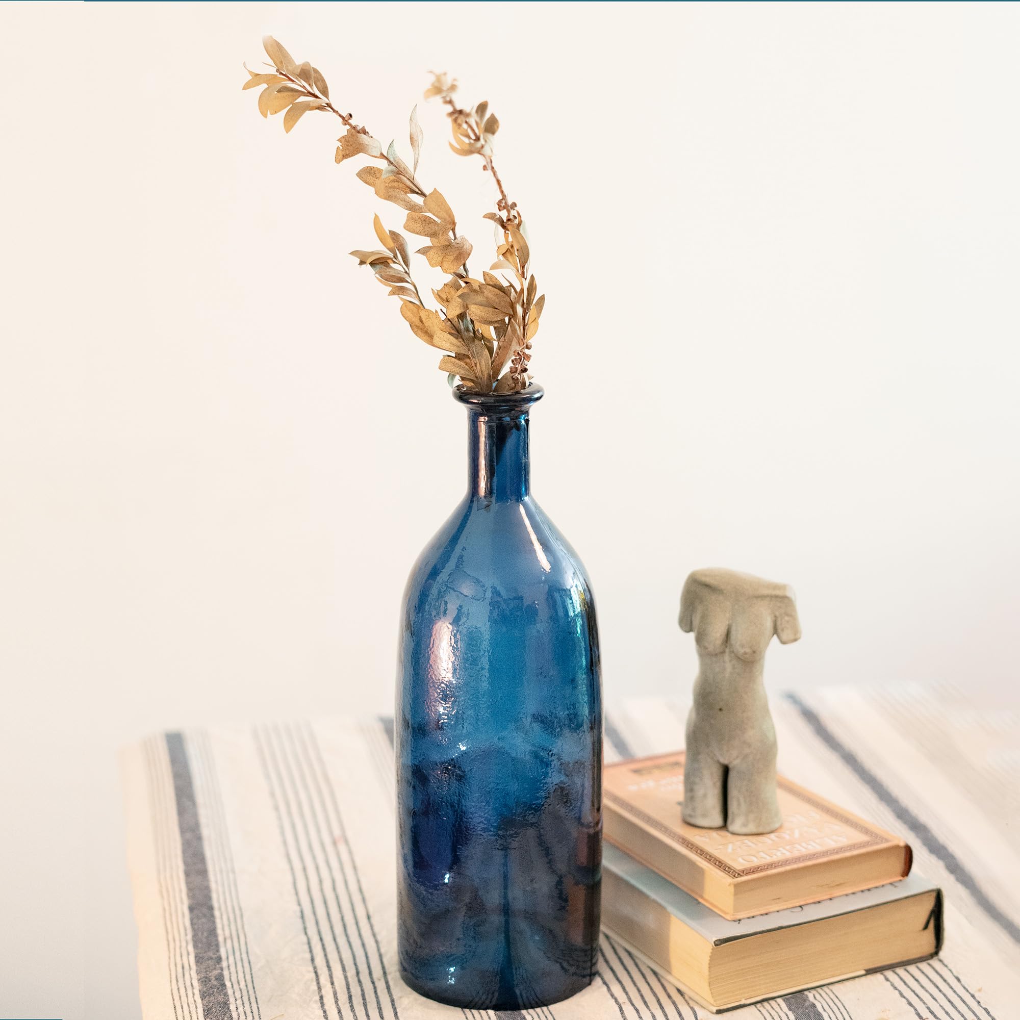 Jarrón Alto de Vidrio, Diseño Mediterráneo Moderno, 35 cm, Decorativo para el Hogar o Exteriores, Acabado Liso (Azul Navy)