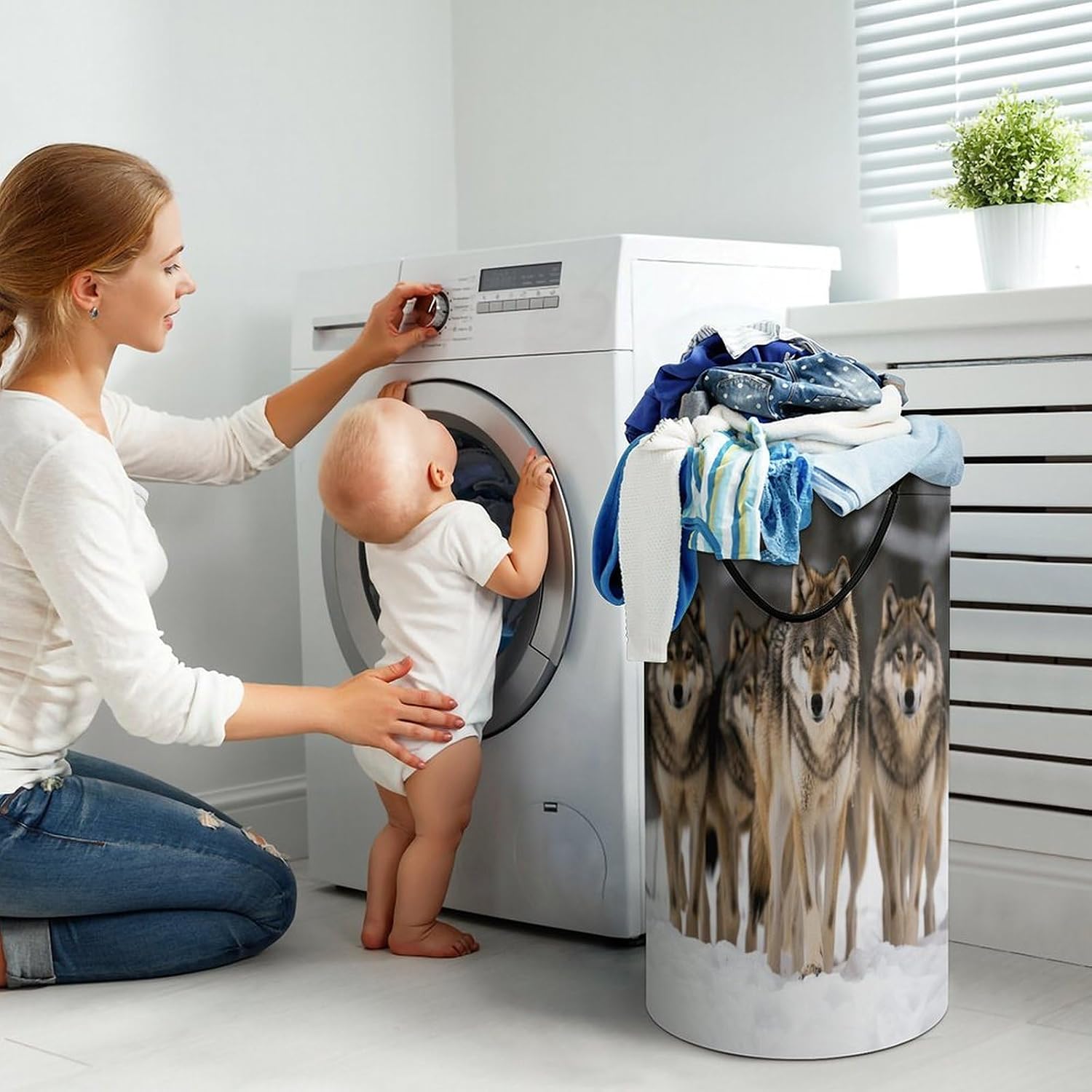 Large Laundry Basket Collapsible Dirty Clothes Basket with Carry Handles Portable Waterproof Freestanding Pack of Wolves Laundry Hamper for Bathroom Bedroom Laundryroom Dorms 86L