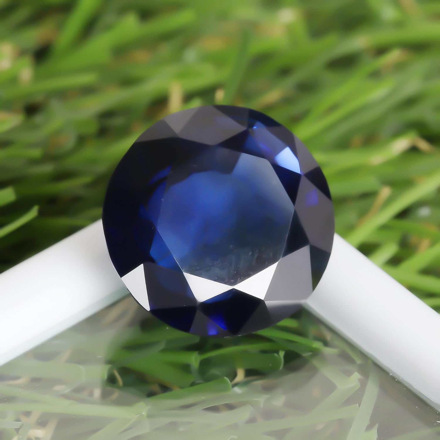 REAL-GEMS Certified Kashmir Blue Sapphire 10.9 Ct. Faceted Round Cut Gemstone For Ring