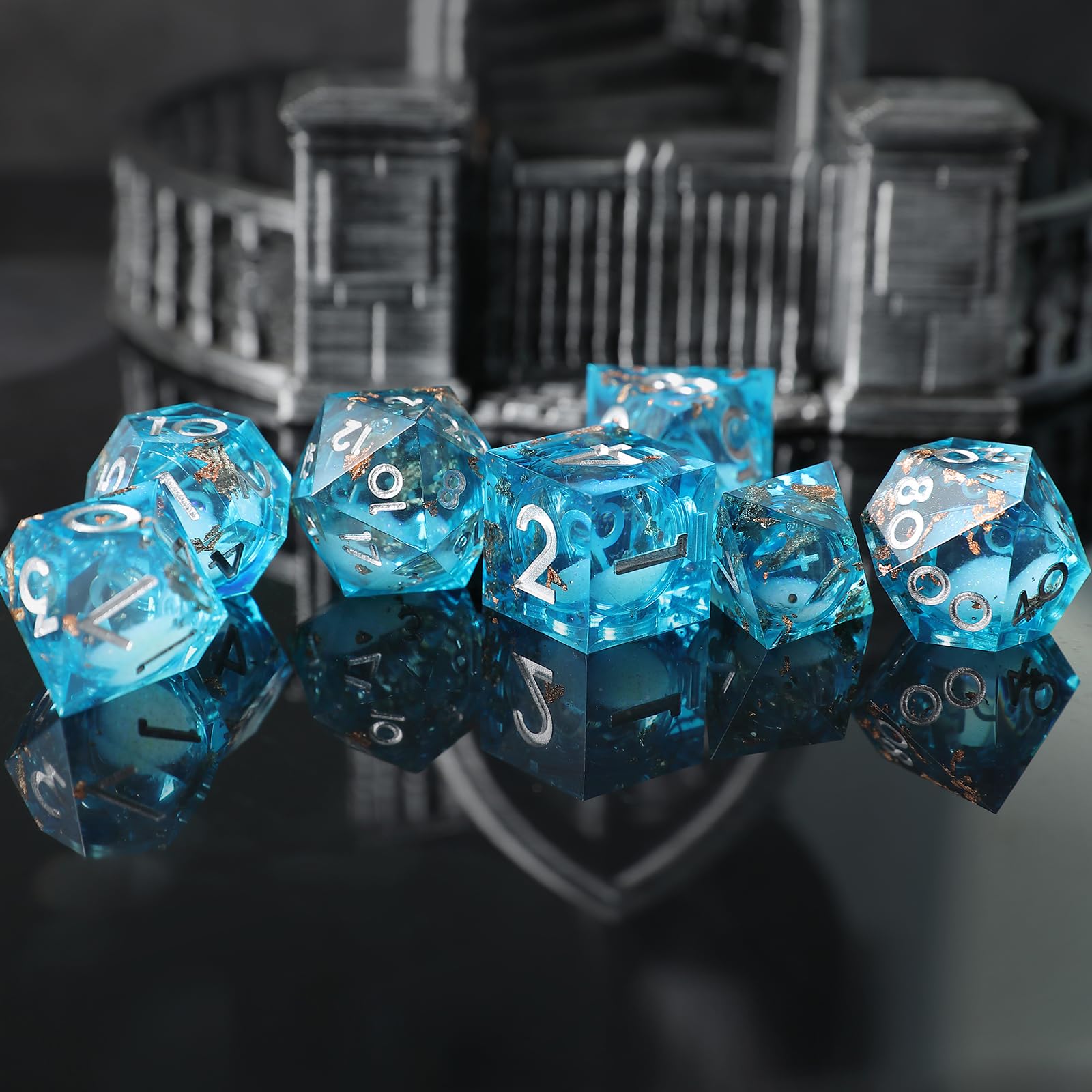 Elifel Liquid Core DND Dice Set 7pcs, Gold Foil Themed RPG Dice, Resin Material, Perfect for Dungeons and Dragons D20 D12 D10 D8 D6 D4 - Image 3