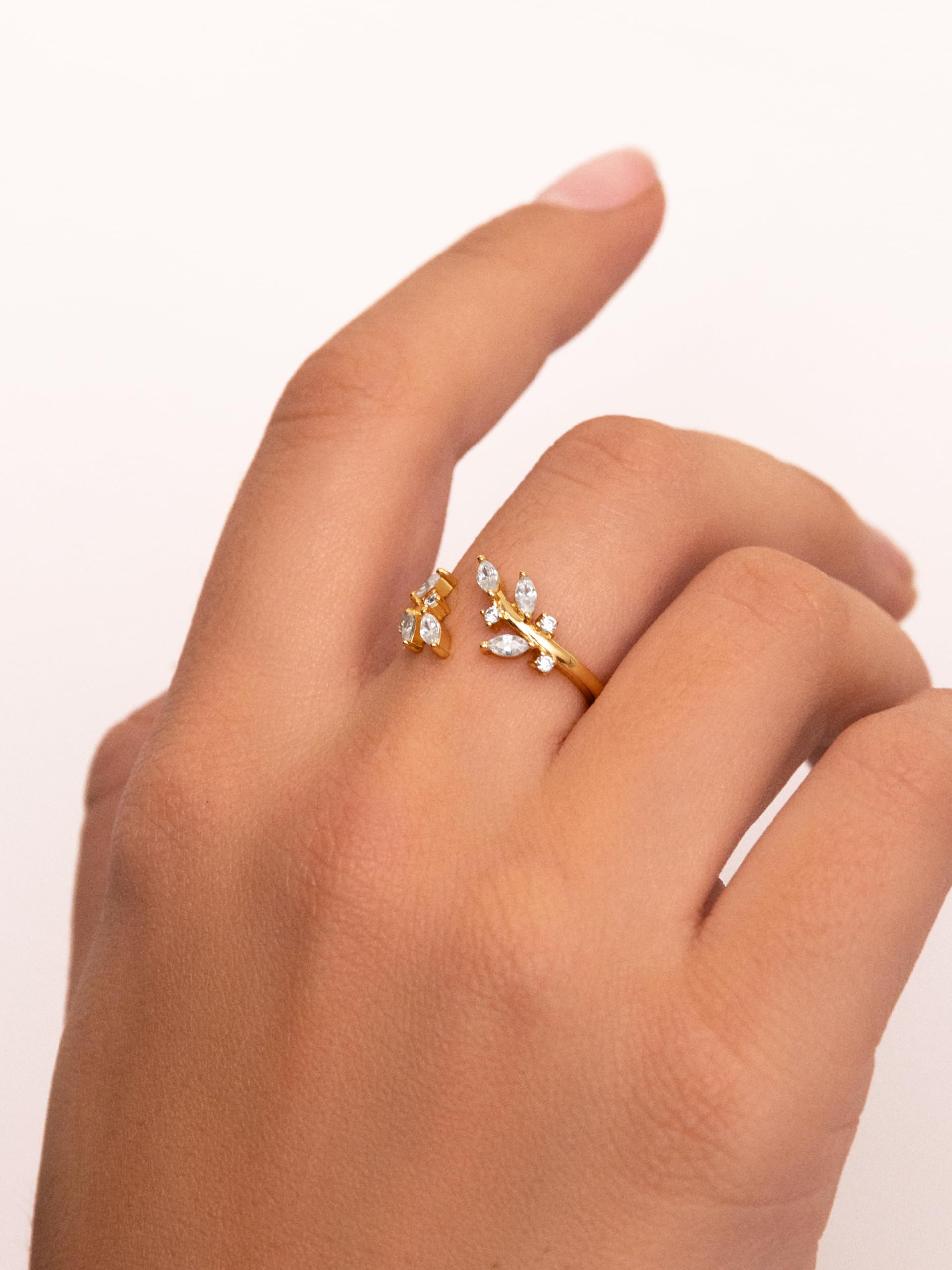 SINGULARU - Anillo Buganvilla. Ajustable. Plata de Ley 925. Talla Unica Joyas para Mujer
