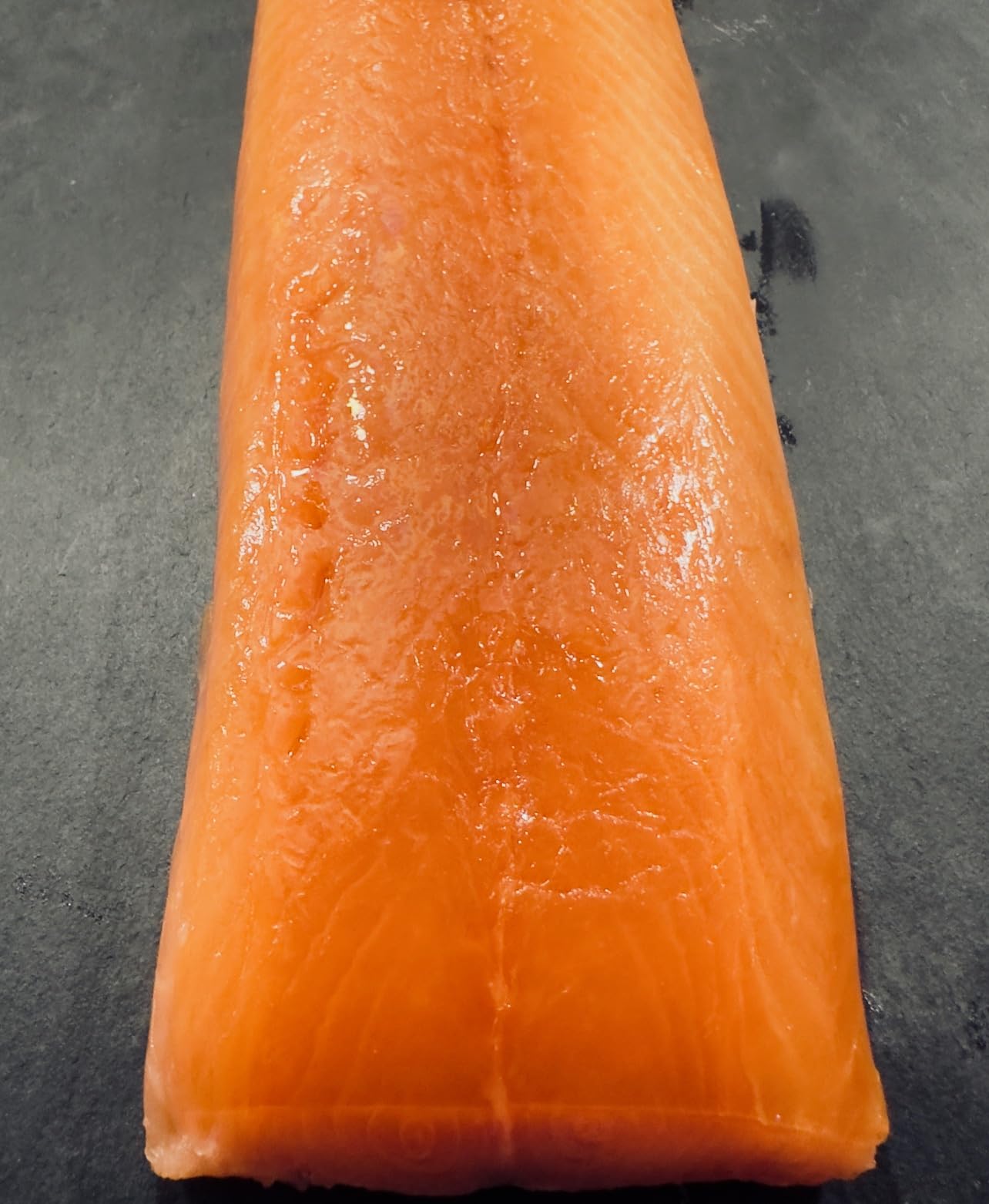 Räucherlachs Loin ca. 600 g ohne Haut – Premium Qualität von den Hamburger Fischwerkern