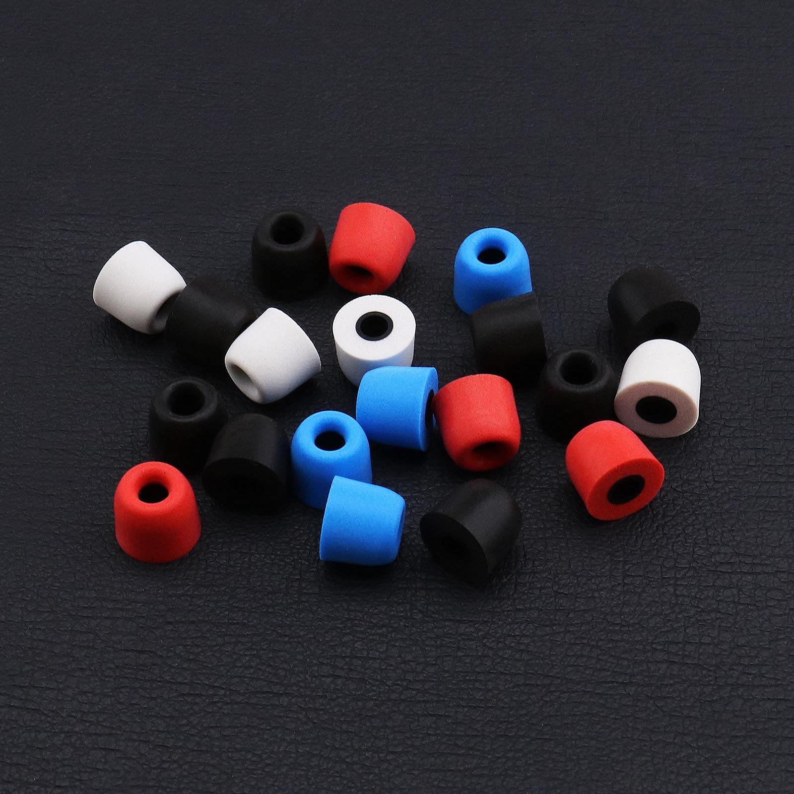 10 pares de almohadillas de espuma viscoelástica para la mayoría de auriculares de 4,5 a 5,5 mm con caja de almacenamiento que bloquea el ruido ambiental, 4 colores, negro, rojo, azul, gris