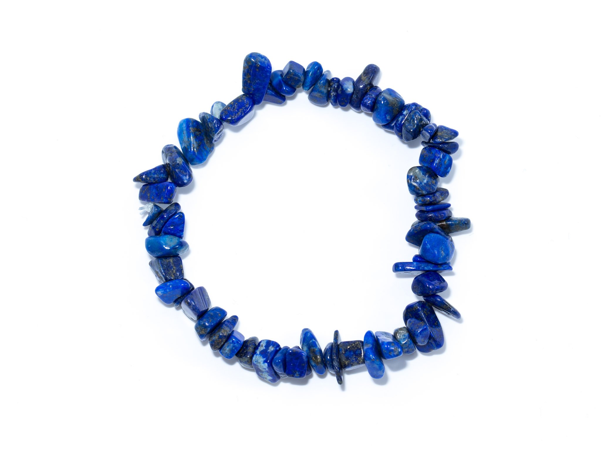 Taddart Minerals - Blaues Splitter Armband aus dem natürlichen Edelstein Lapislazuli auf elastischem Nylonfaden aufgezogen - handgefertigt