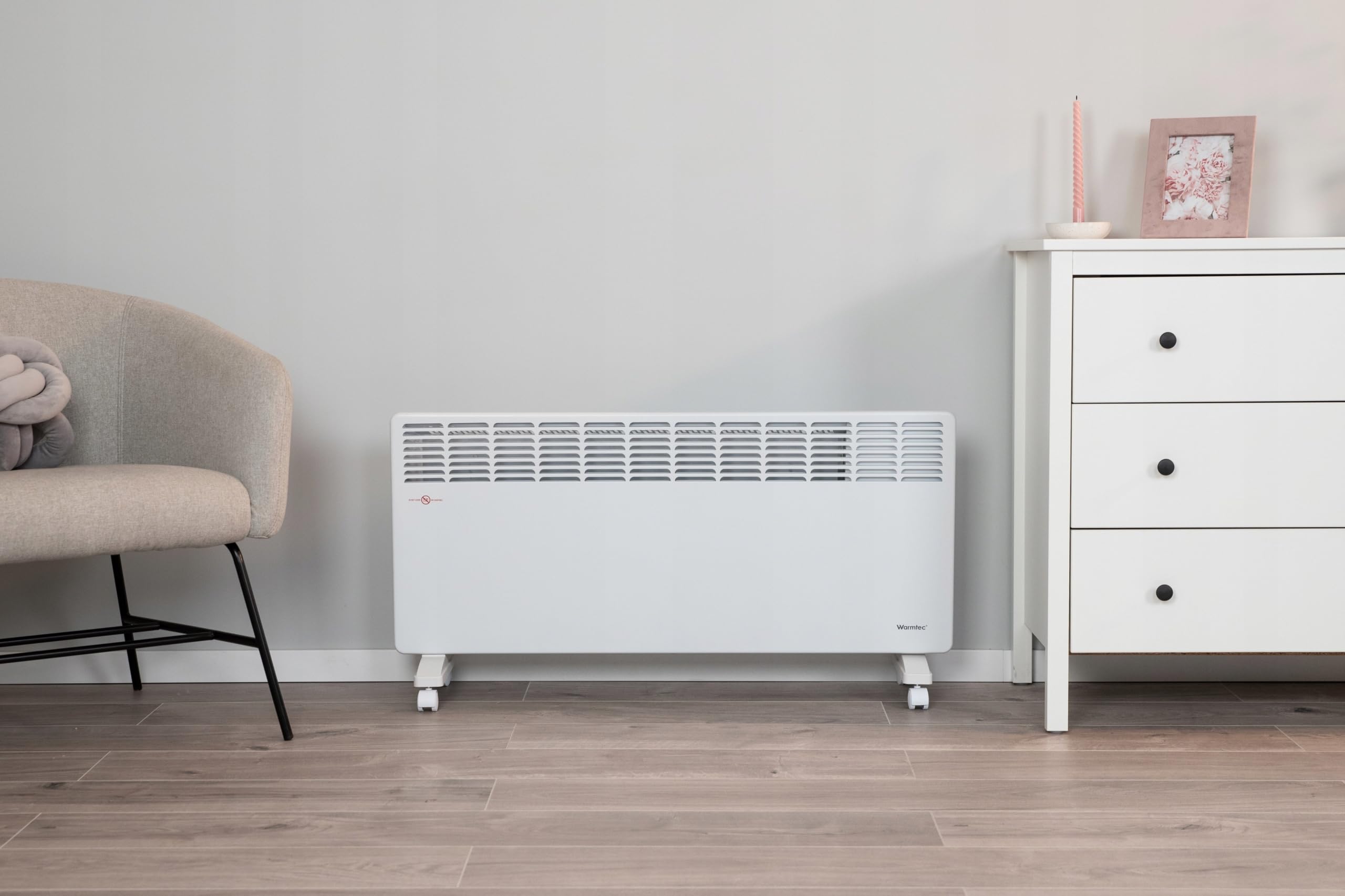 WARMTEC Convector Radiador Eléctrico 2500 W | Calefactor con control WiFi, pantalla LCD y clase de protección IP24 | Radiador Bajo Consumo de pie o de pared | Blanco
