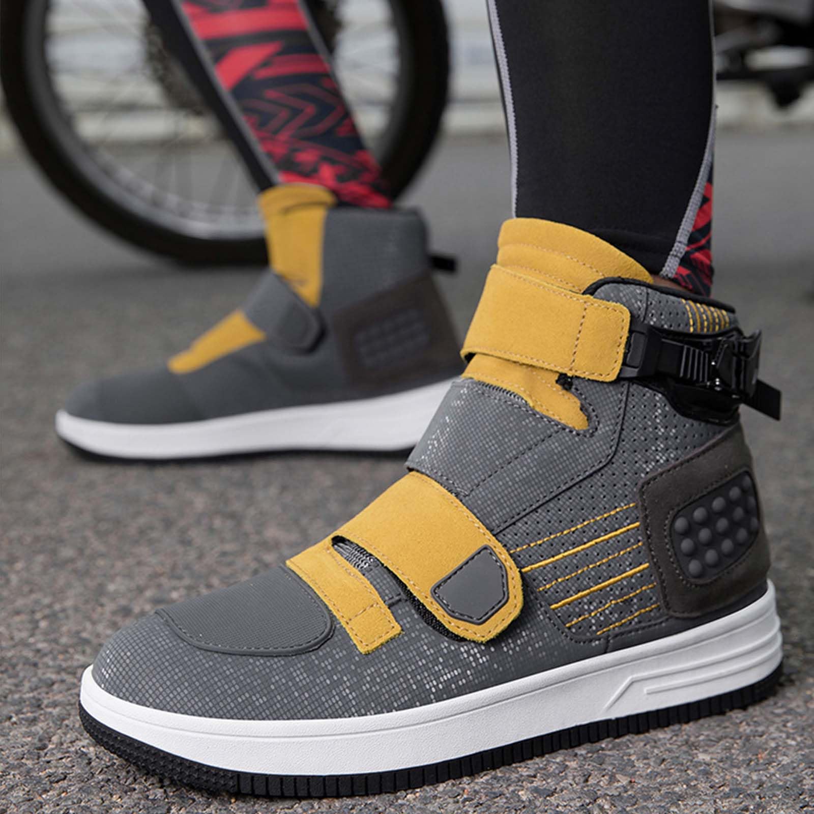 Botas de Moto para Hombre Cuero Impermeables Zapatillas de Motocicleta Suela de Goma Antideslizante, protección de Tobillo y talón