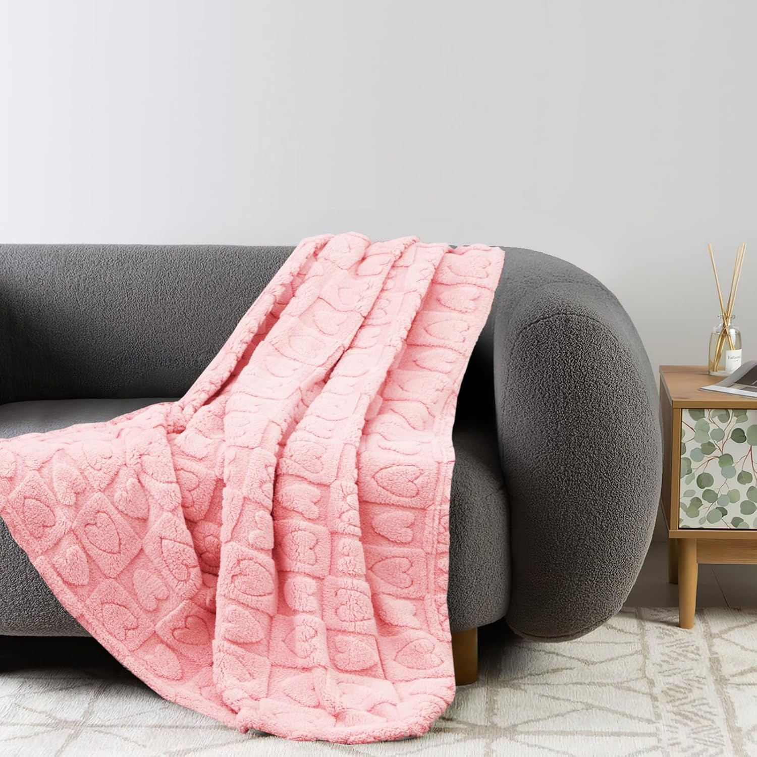 MACEVIA Valentines Day Light Pink Heart Blanket Love Blanket for Women Super Soft & Warm Fuzzy Fleece Heart Blankets Throws for Her Wife Girlfriend Mom Sister (Pink, 50"x60") - Image 7