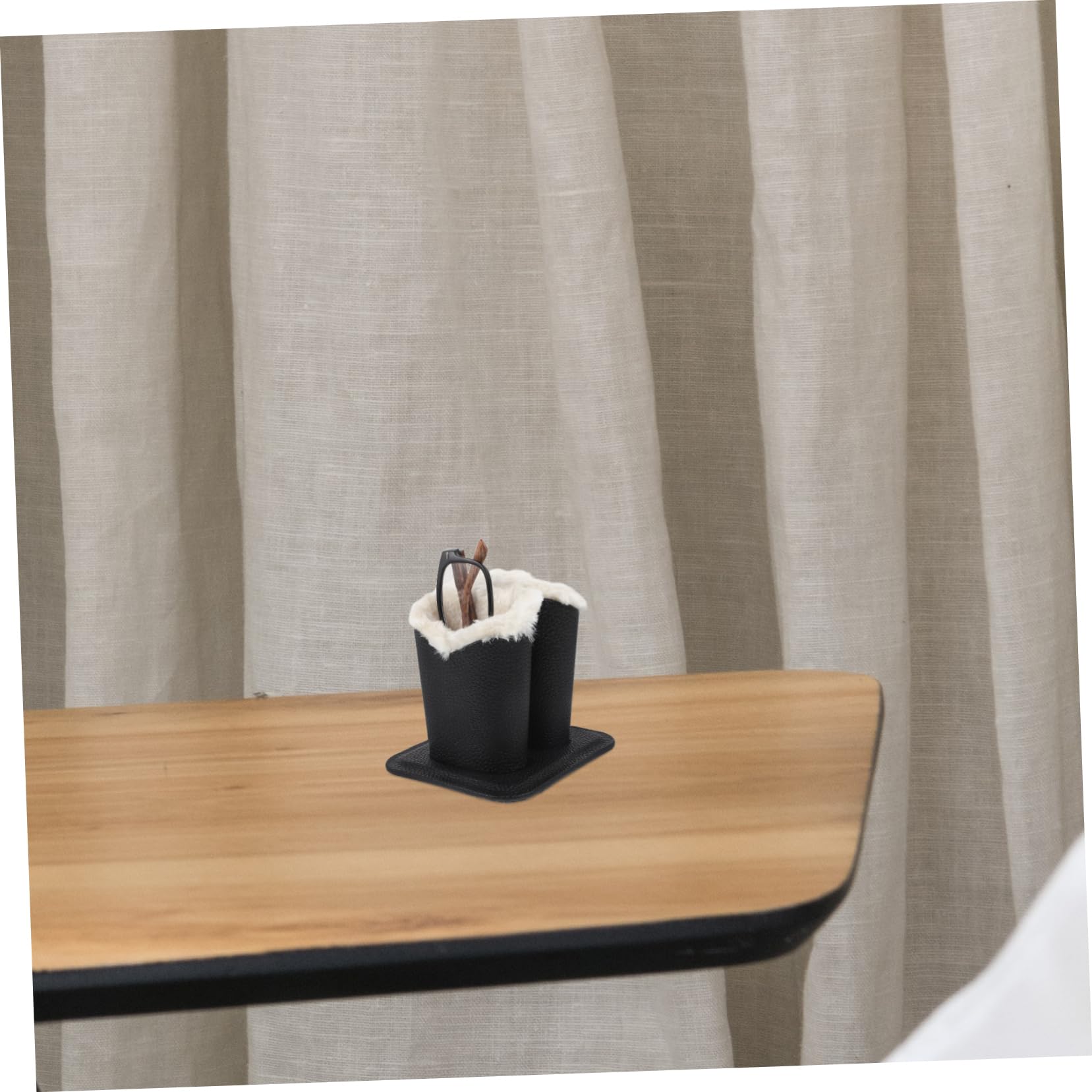 Homoyoyo Support à Lunettes De Chevet Double Tête Noir Texture Grainée Porte-lunettes 2 Compartiments Pour Rangement Organisé De Lunettes De Soleil Accessoire Pratique Maison